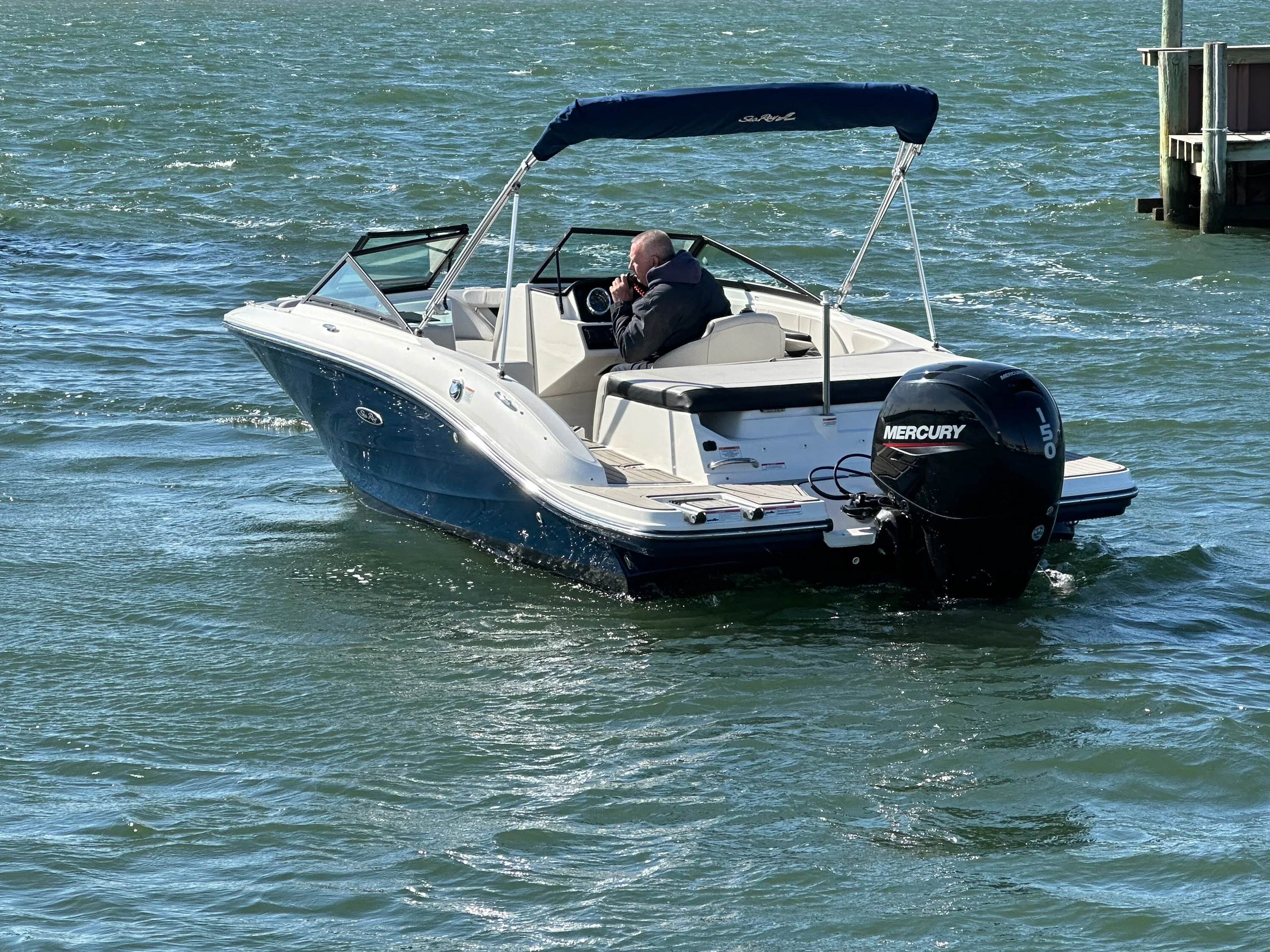 2022 Sea Ray SPX 190 OB Image Thumbnail #10