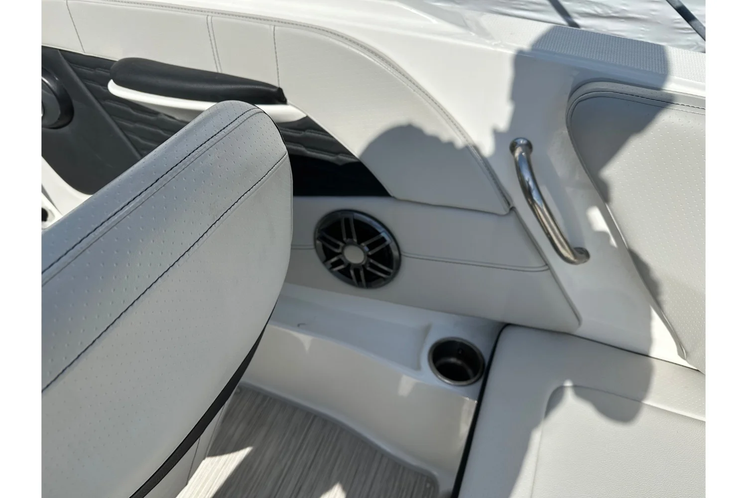 2022 Sea Ray SPX 190 OB Image Thumbnail #38