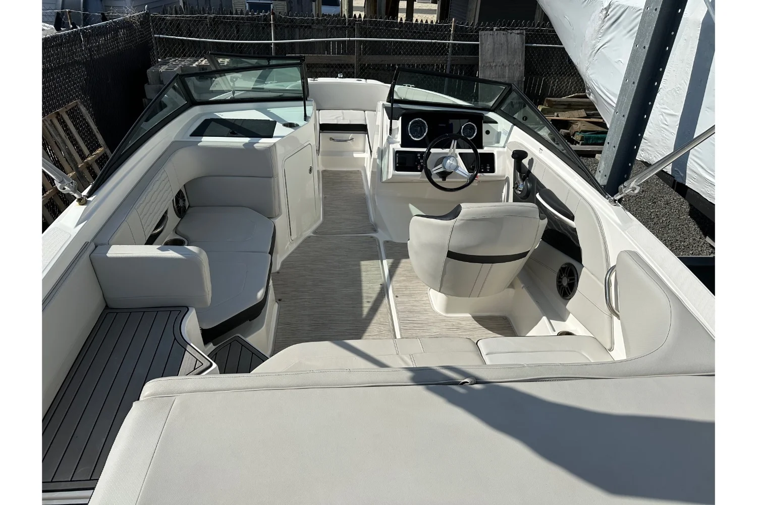 2022 Sea Ray SPX 190 OB Image Thumbnail #32