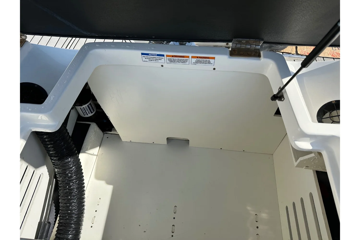 2022 Sea Ray SPX 190 OB Image Thumbnail #52