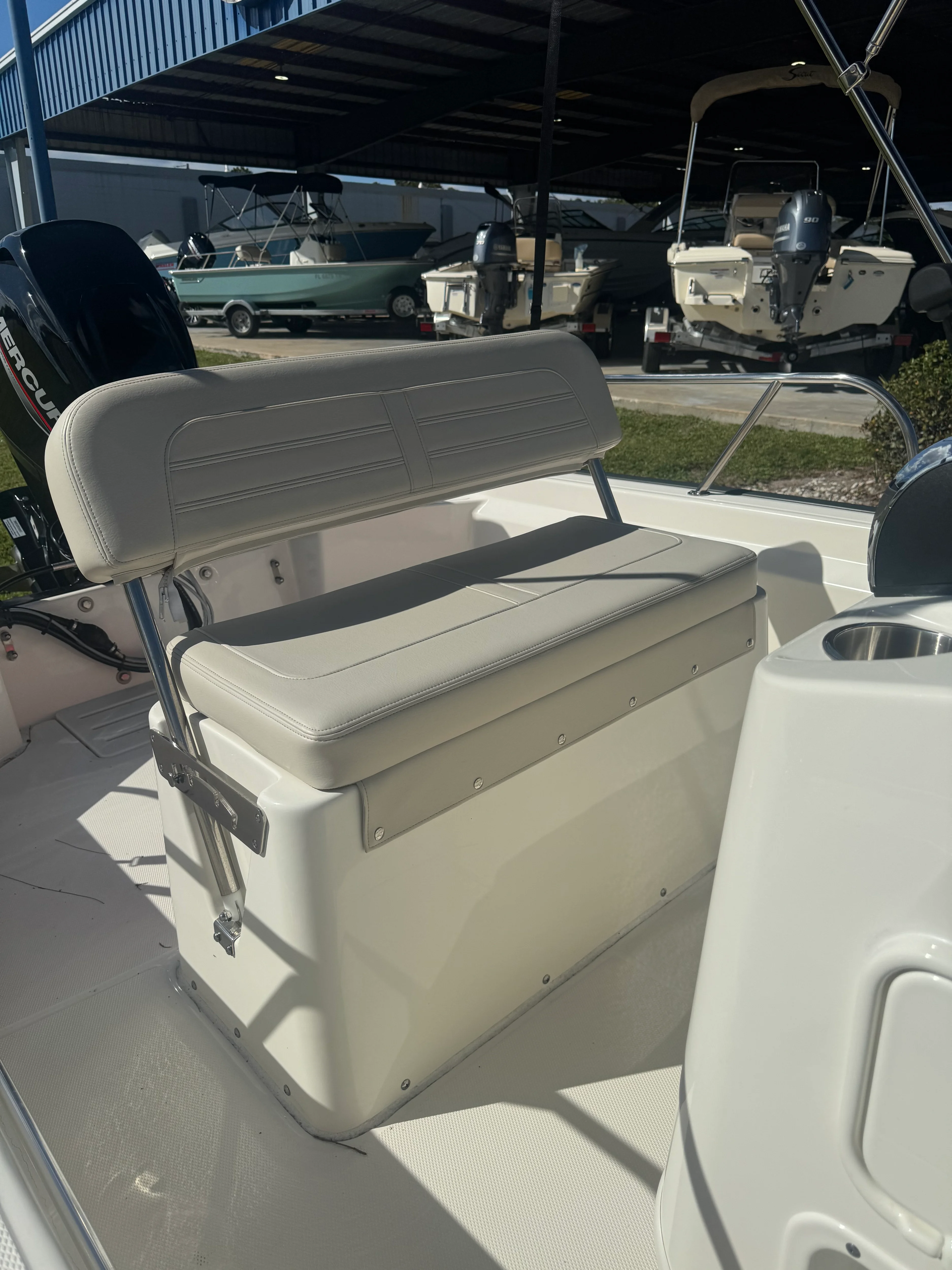 2023 Boston Whaler 150 MONTAUK Image Thumbnail #9