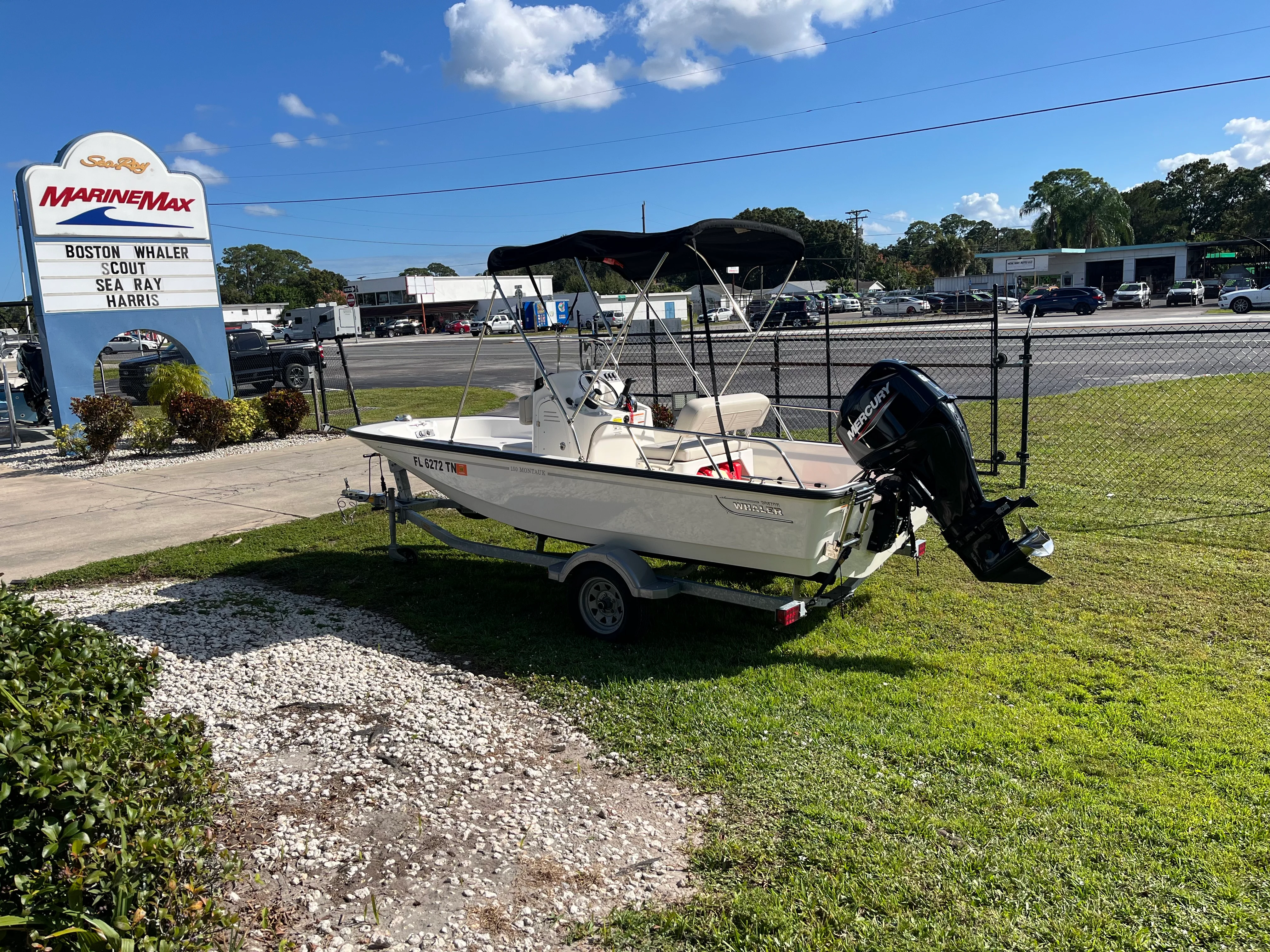 2023 Boston Whaler 150 MONTAUK Image Thumbnail #4