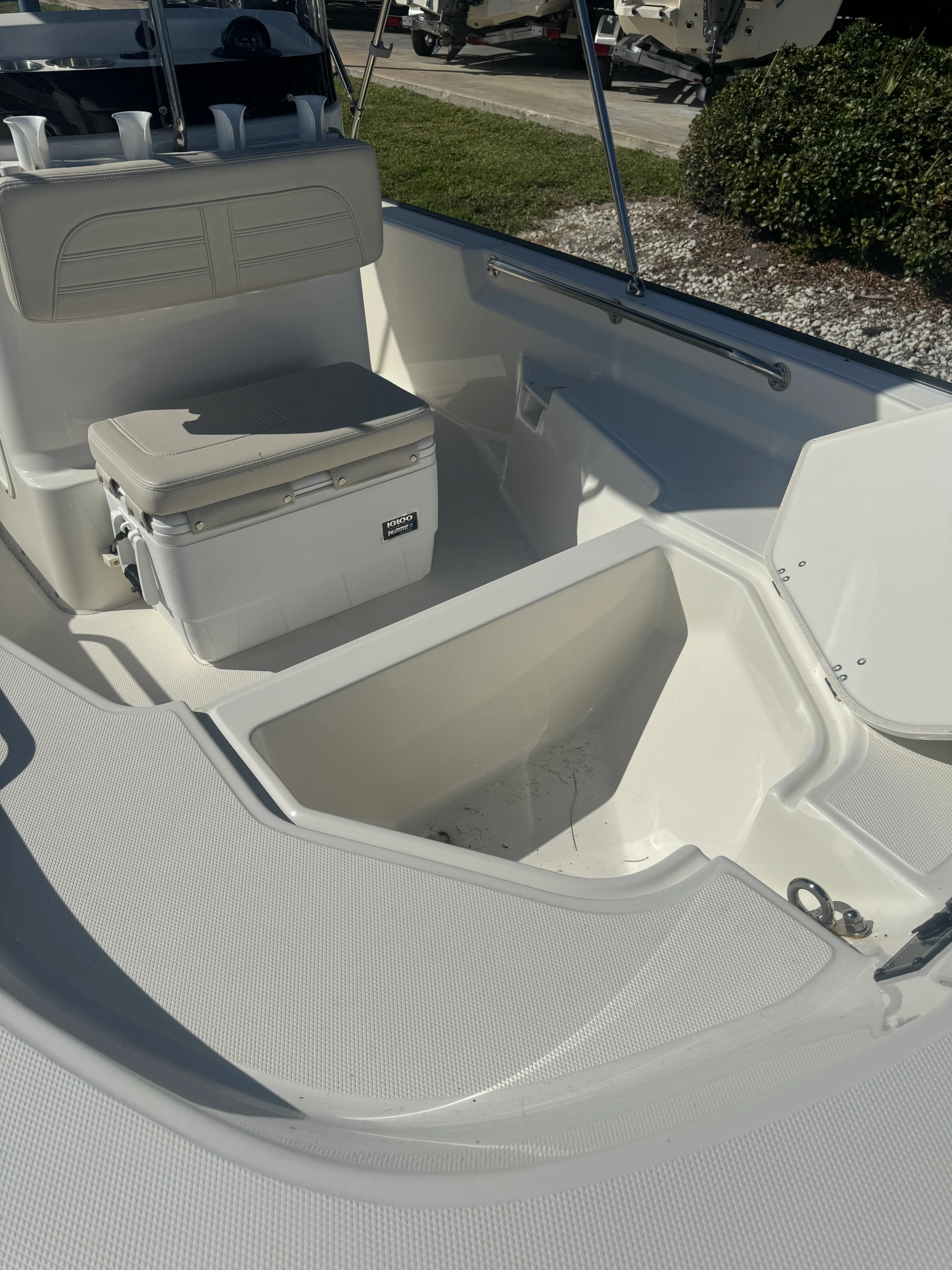 2023 Boston Whaler 150 MONTAUK Image Thumbnail #8