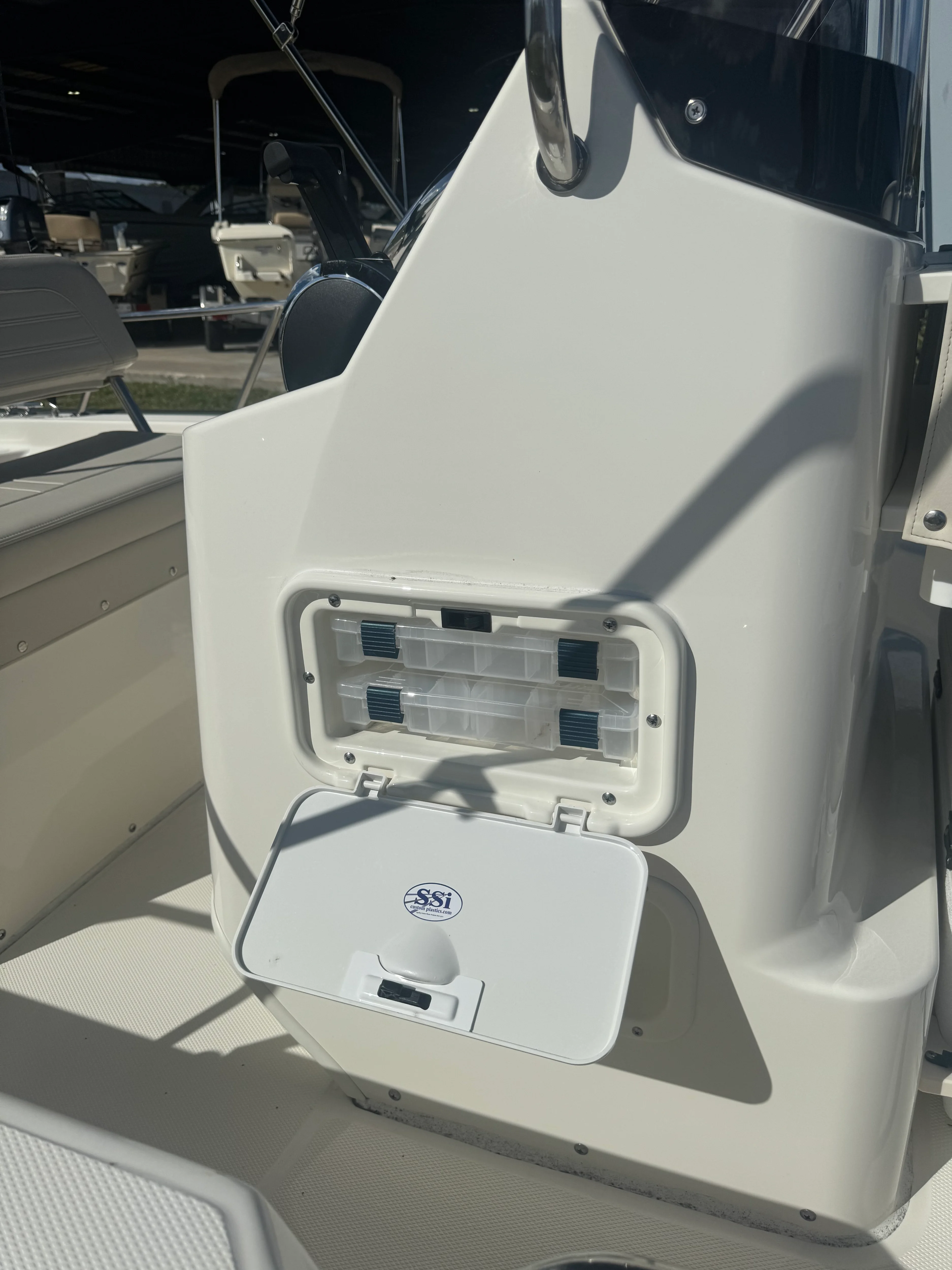 2023 Boston Whaler 150 MONTAUK Image Thumbnail #12