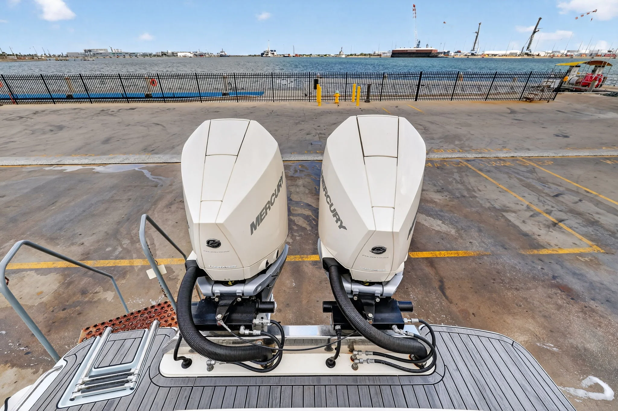 2023 Scout 305 LXF Image Thumbnail #9