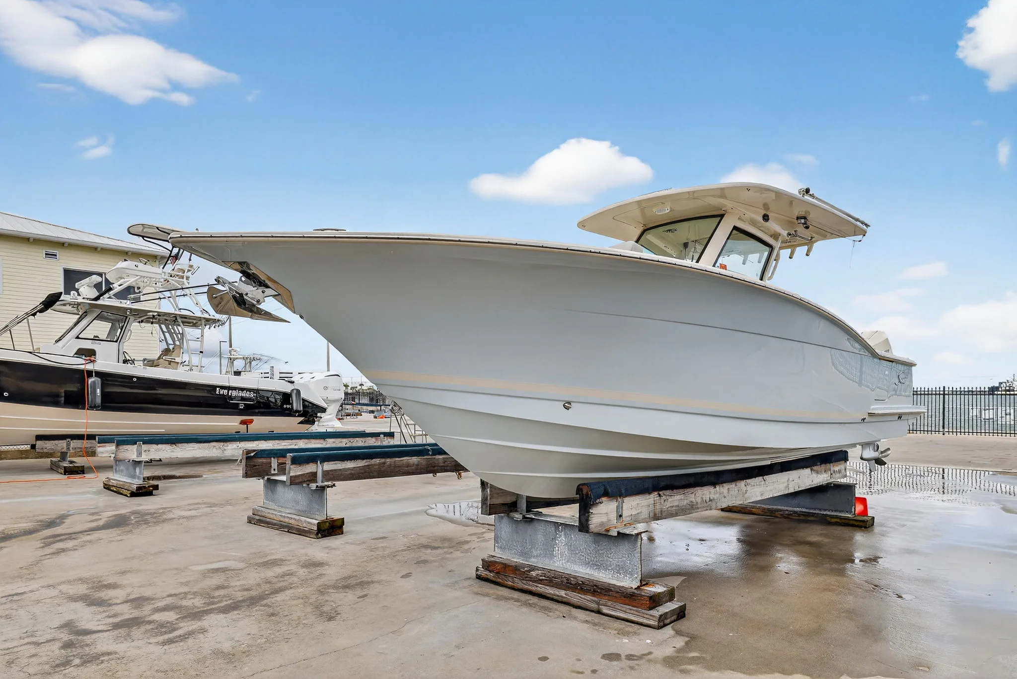 2023 Scout 305 LXF Image Thumbnail #5