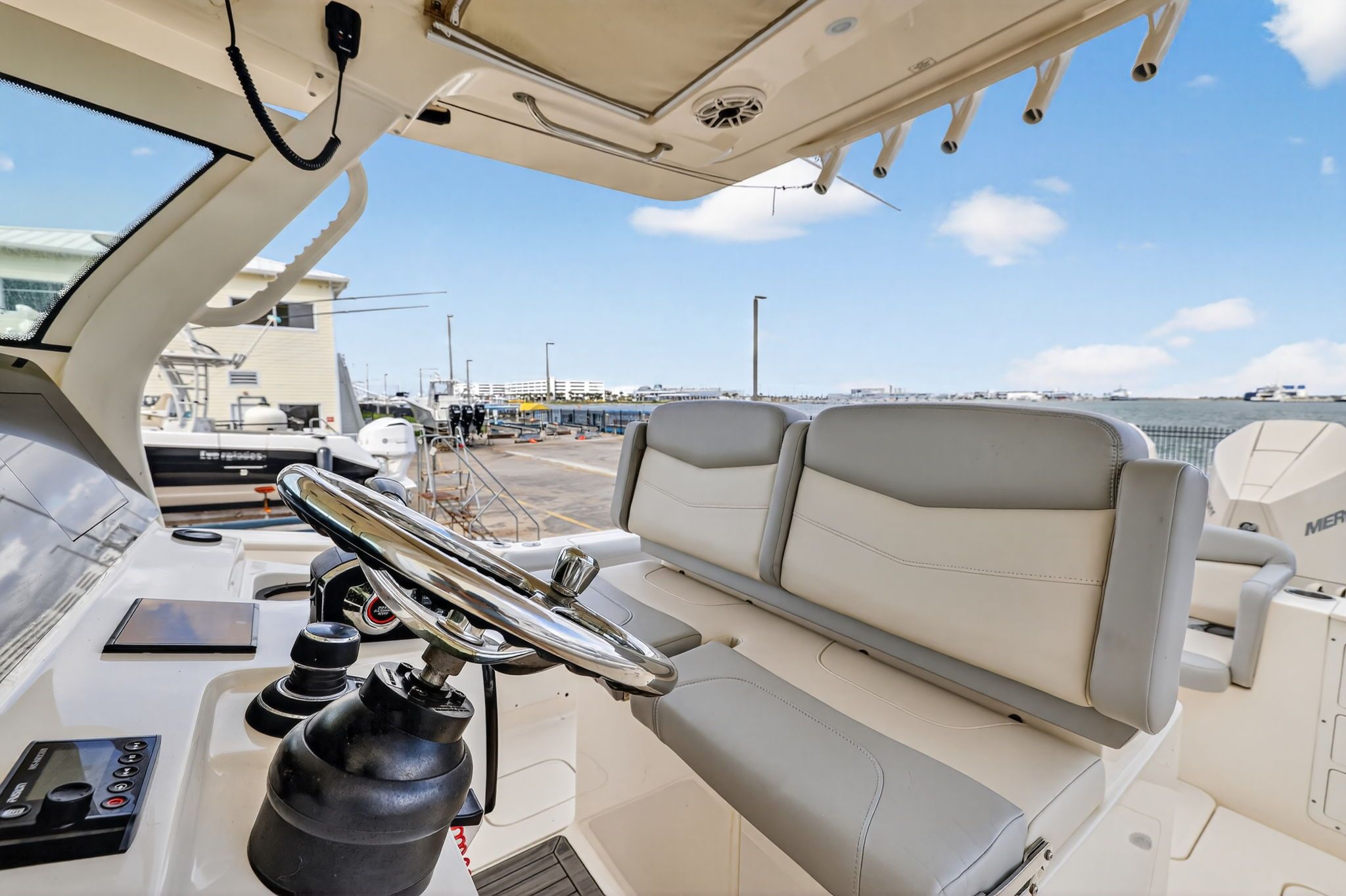 2023 Scout 305 LXF Image Thumbnail #17