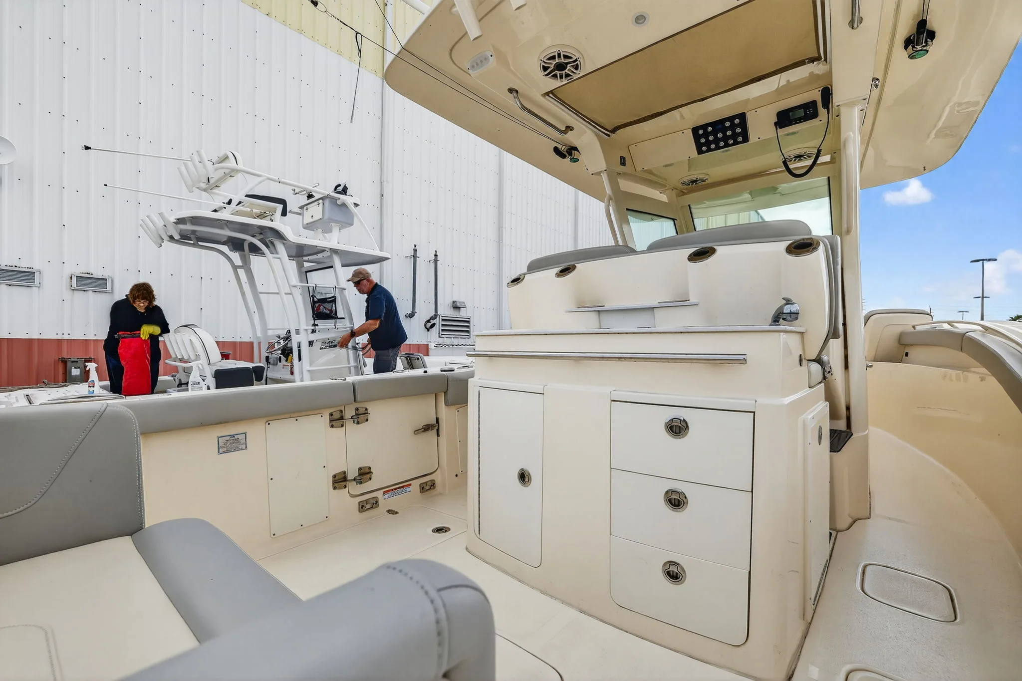 2023 Scout 305 LXF Image Thumbnail #12