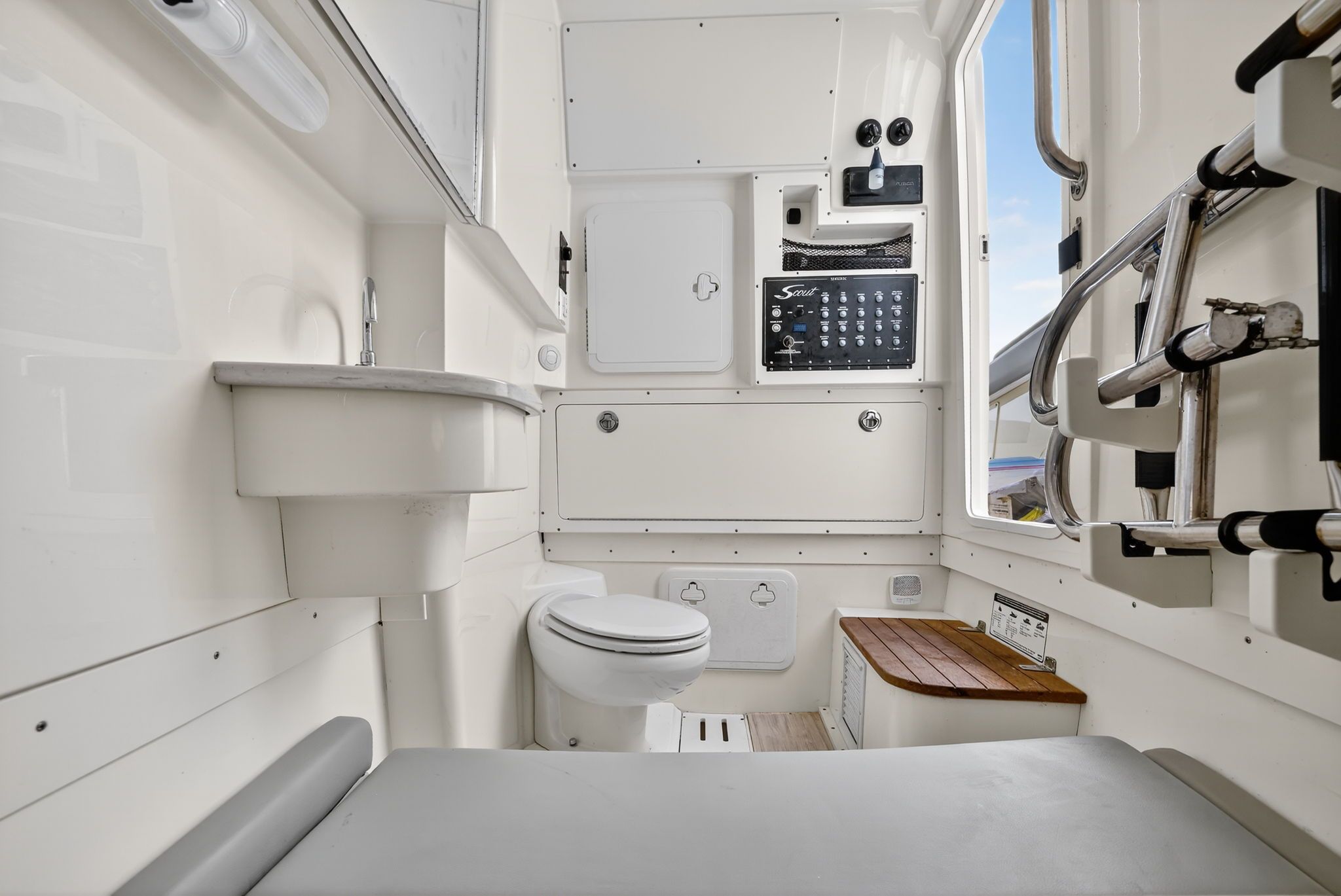 2023 Scout 305 LXF Image Thumbnail #23