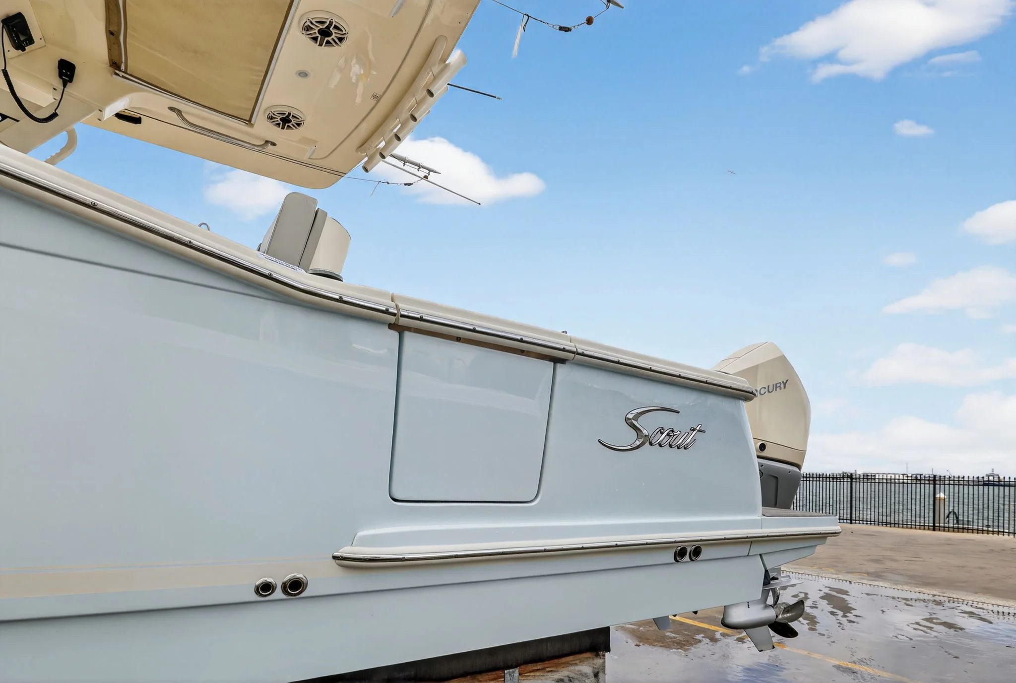 2023 Scout 305 LXF Image Thumbnail #6