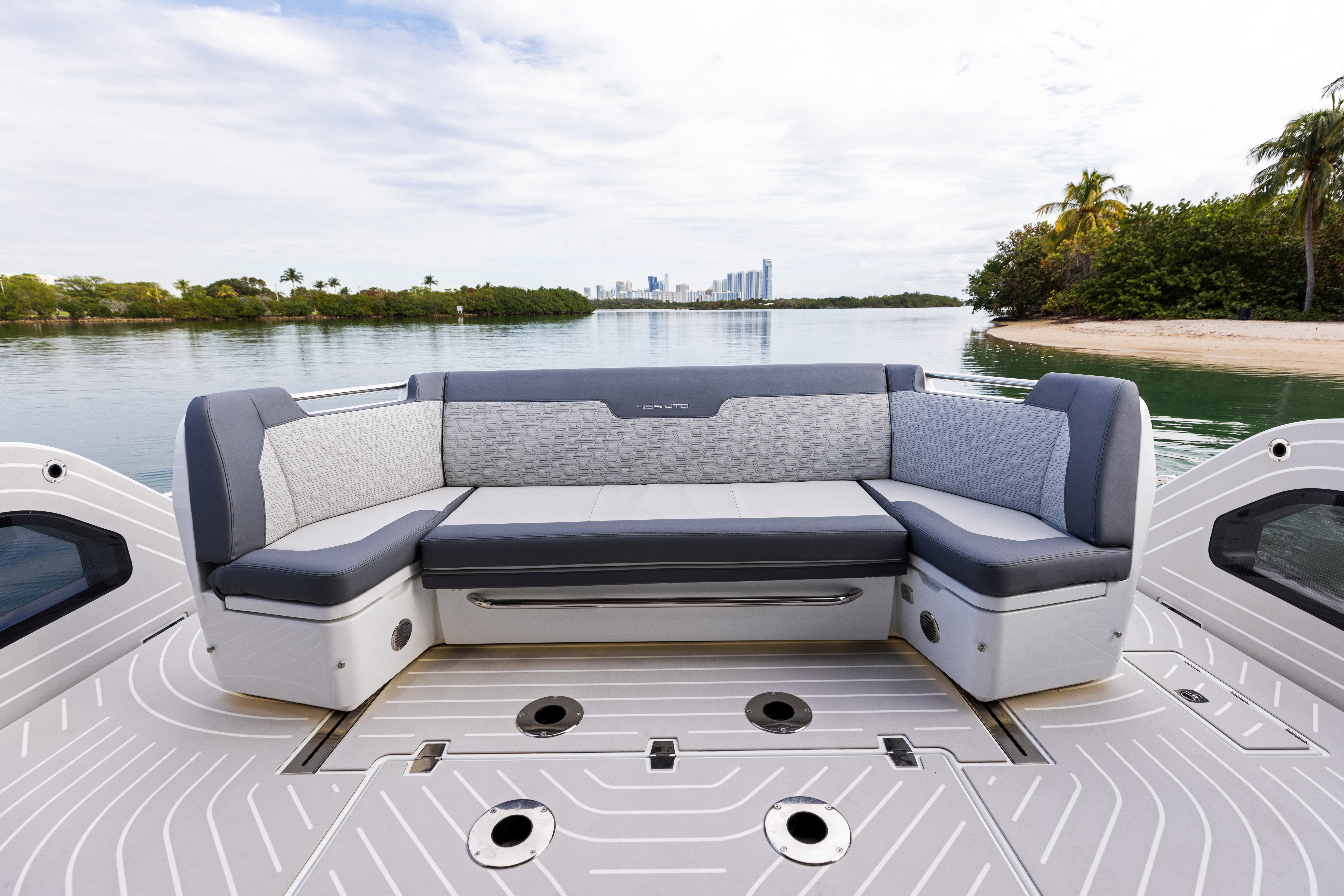 2024 Galeon 435 GTO Image Thumbnail #12