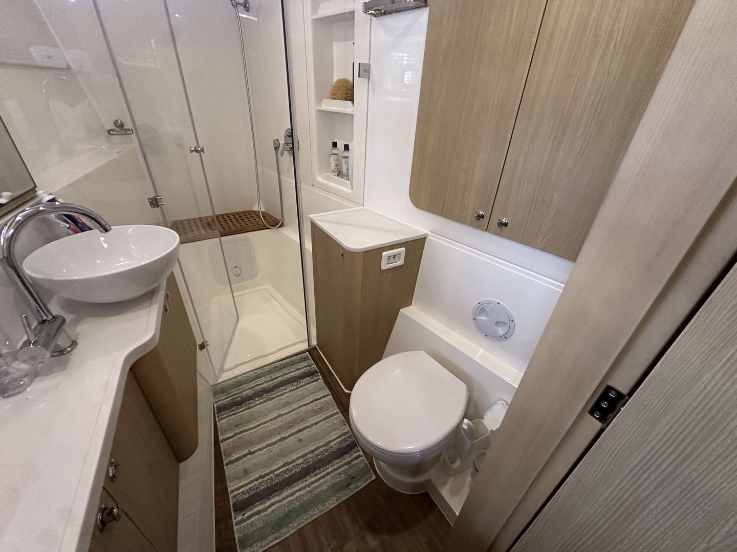 2024 Aquila 42 Image Thumbnail #23