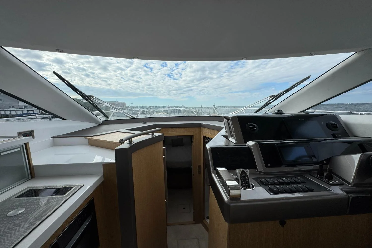 2018 Galeon 420 Image Thumbnail #58