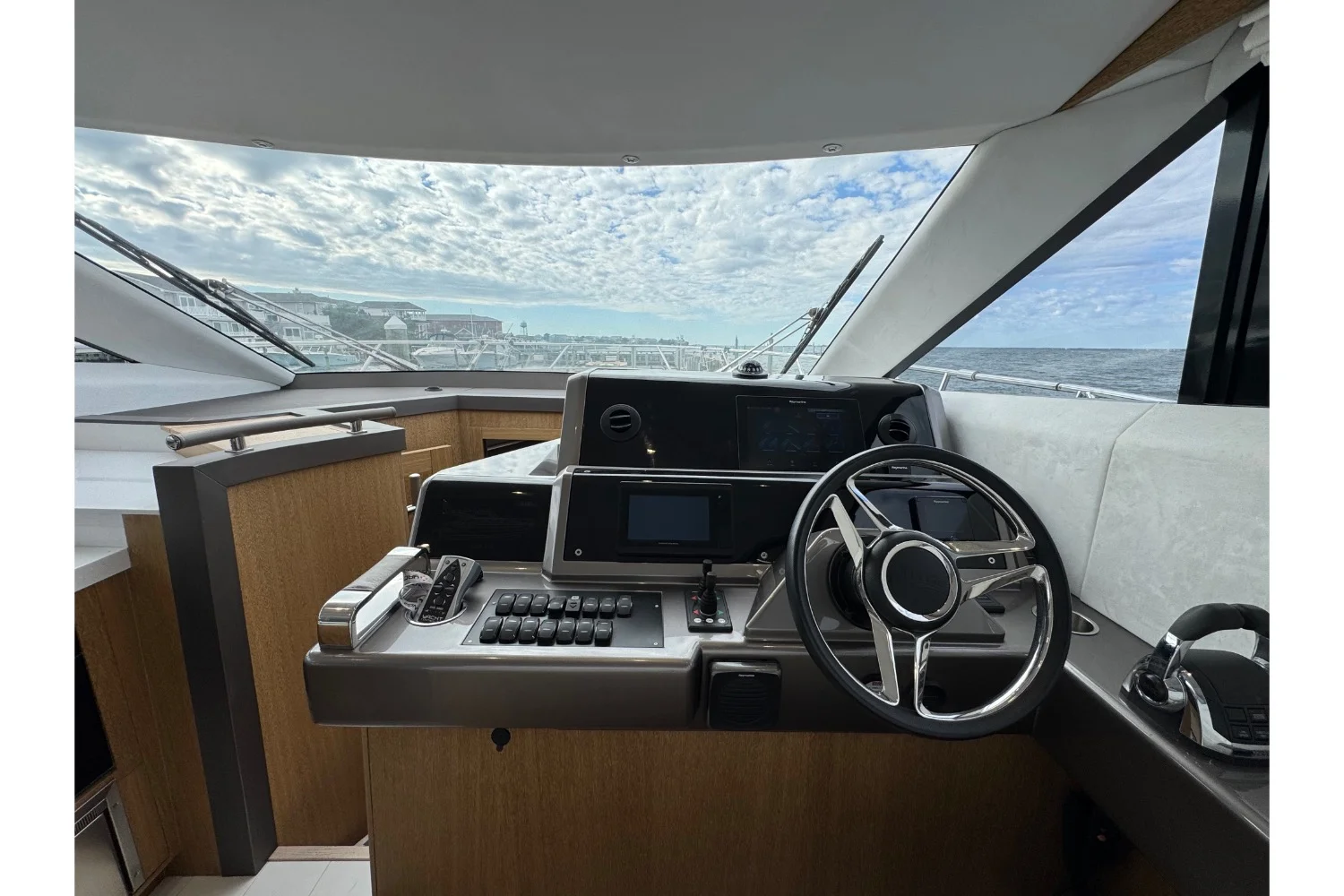 2018 Galeon 420 Image Thumbnail #29