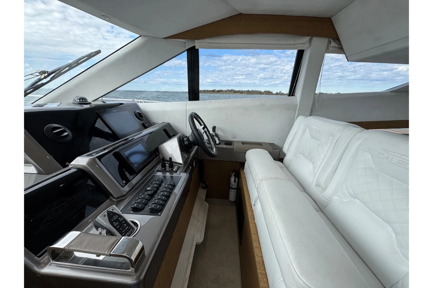 2018 Galeon 420 Image Thumbnail #25