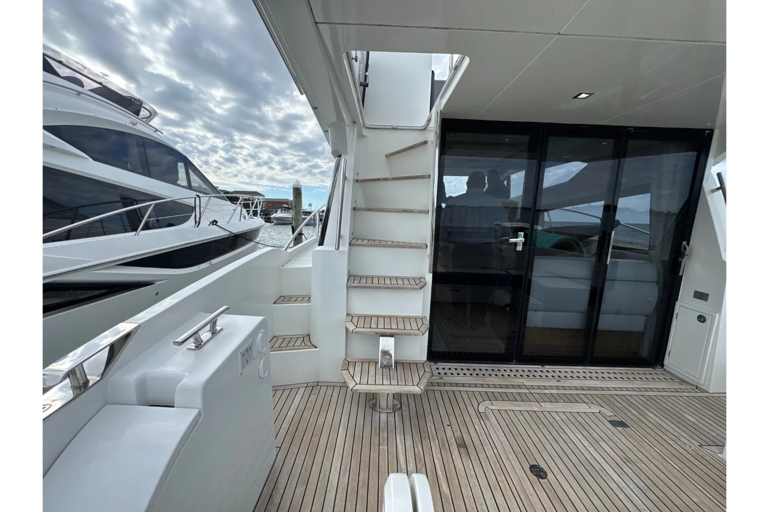 2018 Galeon 420 Image Thumbnail #78