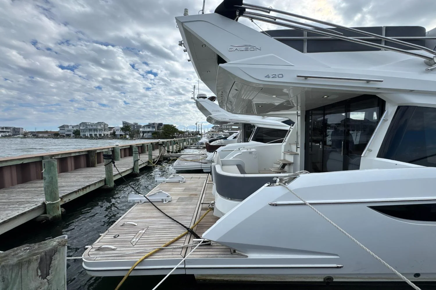 2018 Galeon 420 Image Thumbnail #71