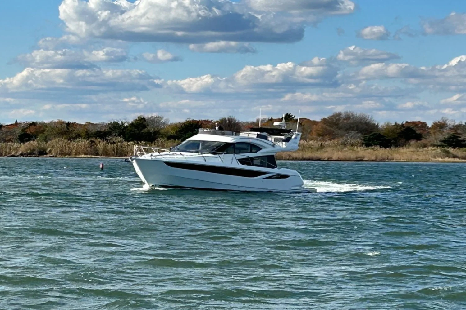 2018 Galeon 420 Image Thumbnail #0