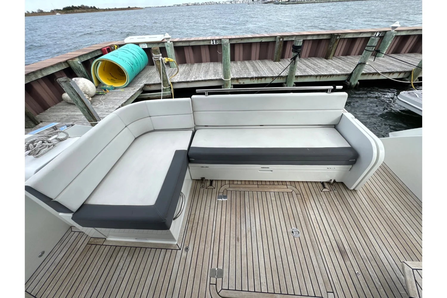 2018 Galeon 420 Image Thumbnail #80