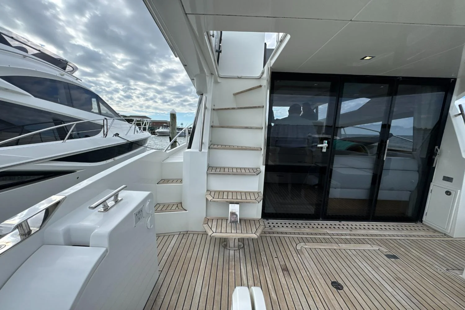 2018 Galeon 420 Image Thumbnail #78