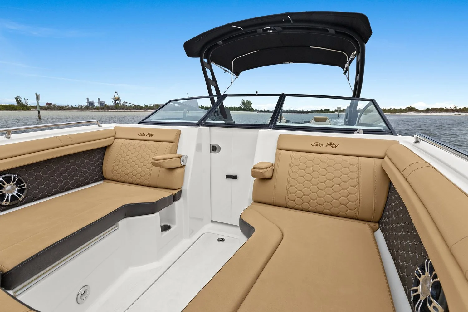 2022 Sea Ray 290 SDX OUTBOARD Image Thumbnail #19