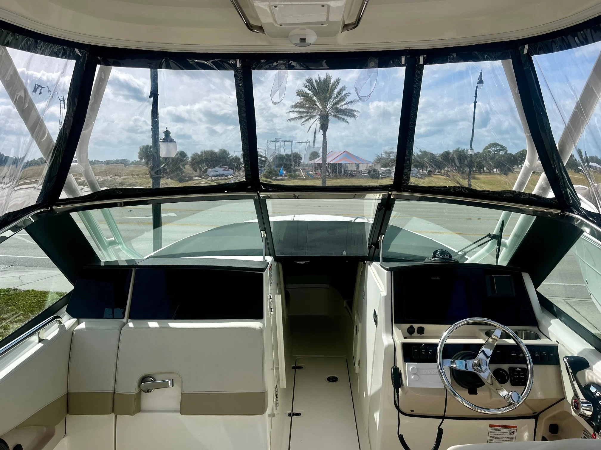 2024 Boston Whaler 240 VANTAGE Image Thumbnail #12