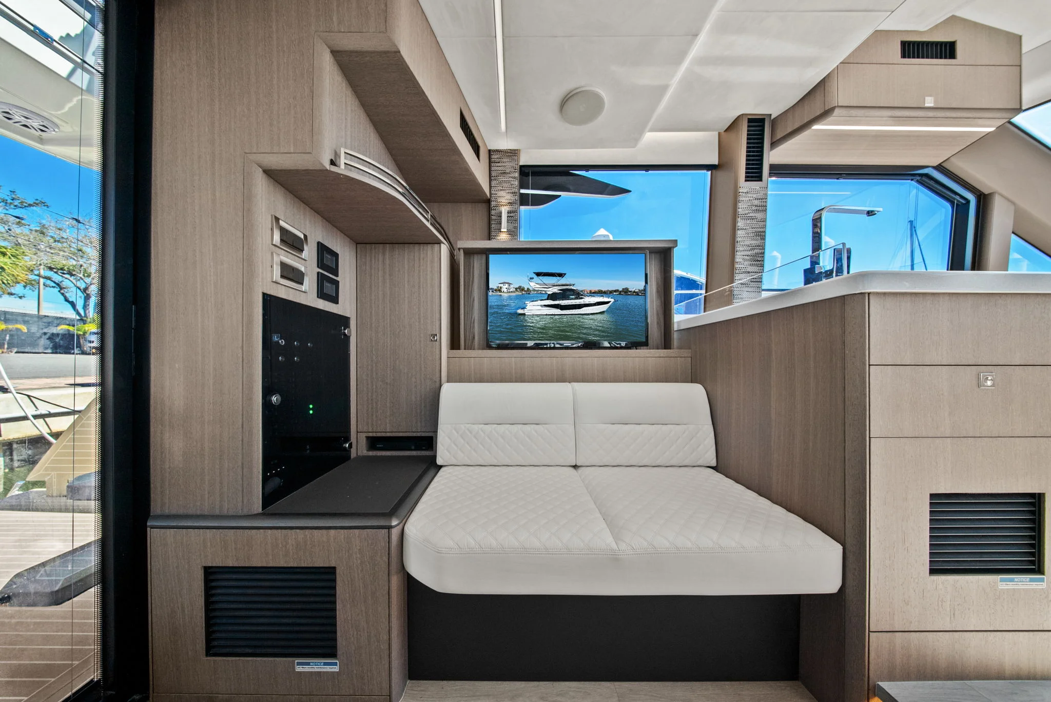 2025 Galeon 400 FLY Image Thumbnail #28