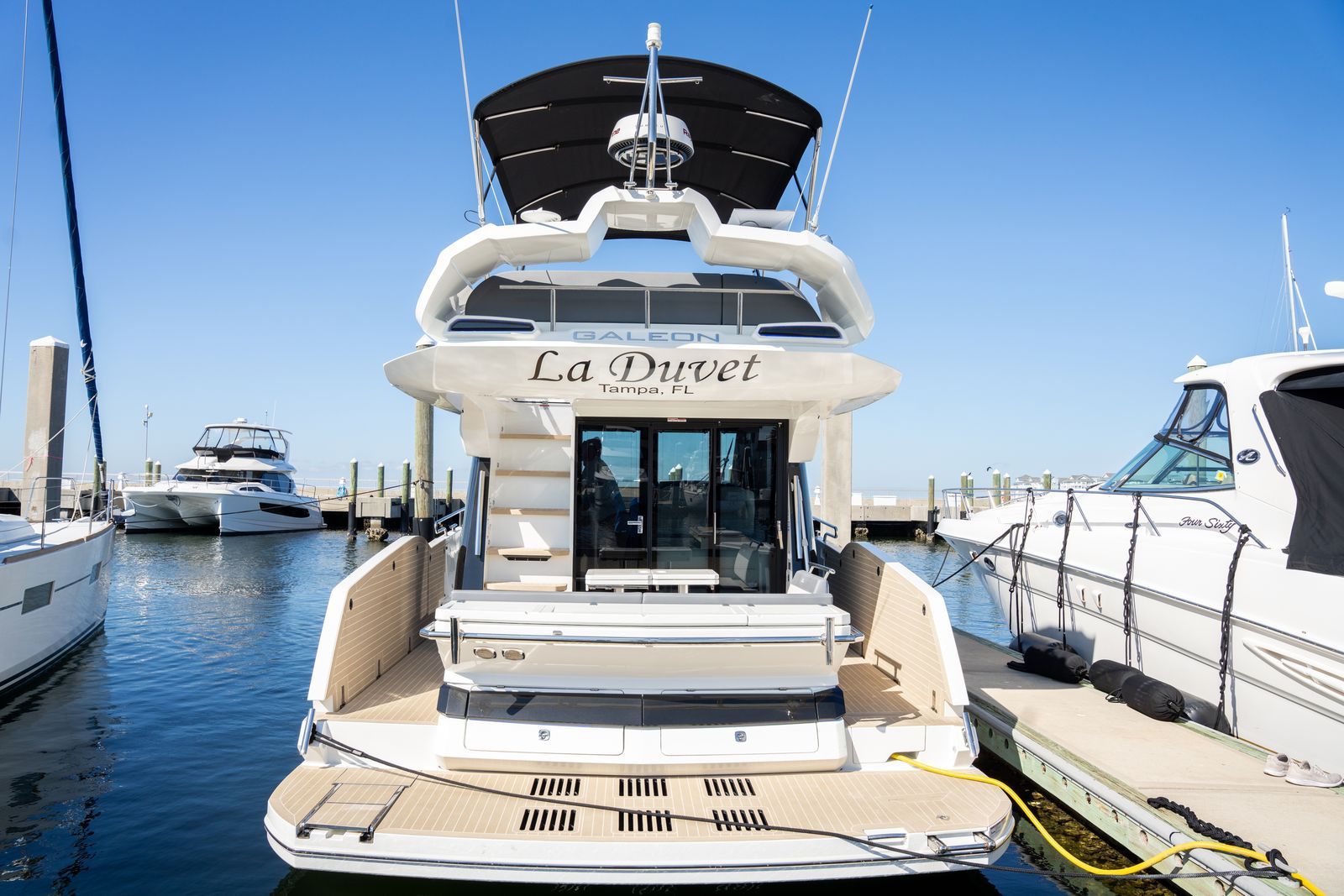 2025 Galeon 400 FLY Image Thumbnail #4
