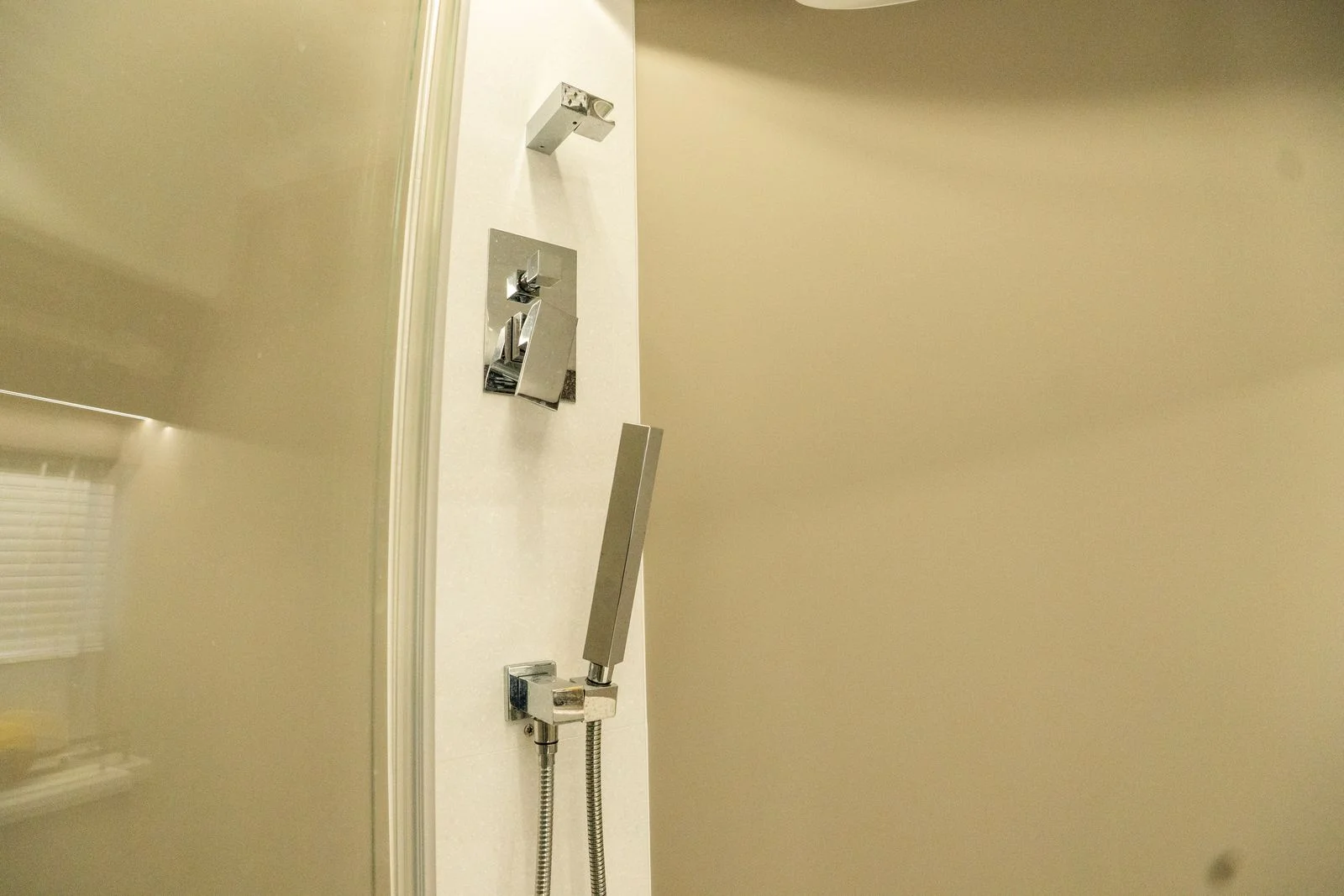 2025 Galeon 400 FLY Image Thumbnail #34