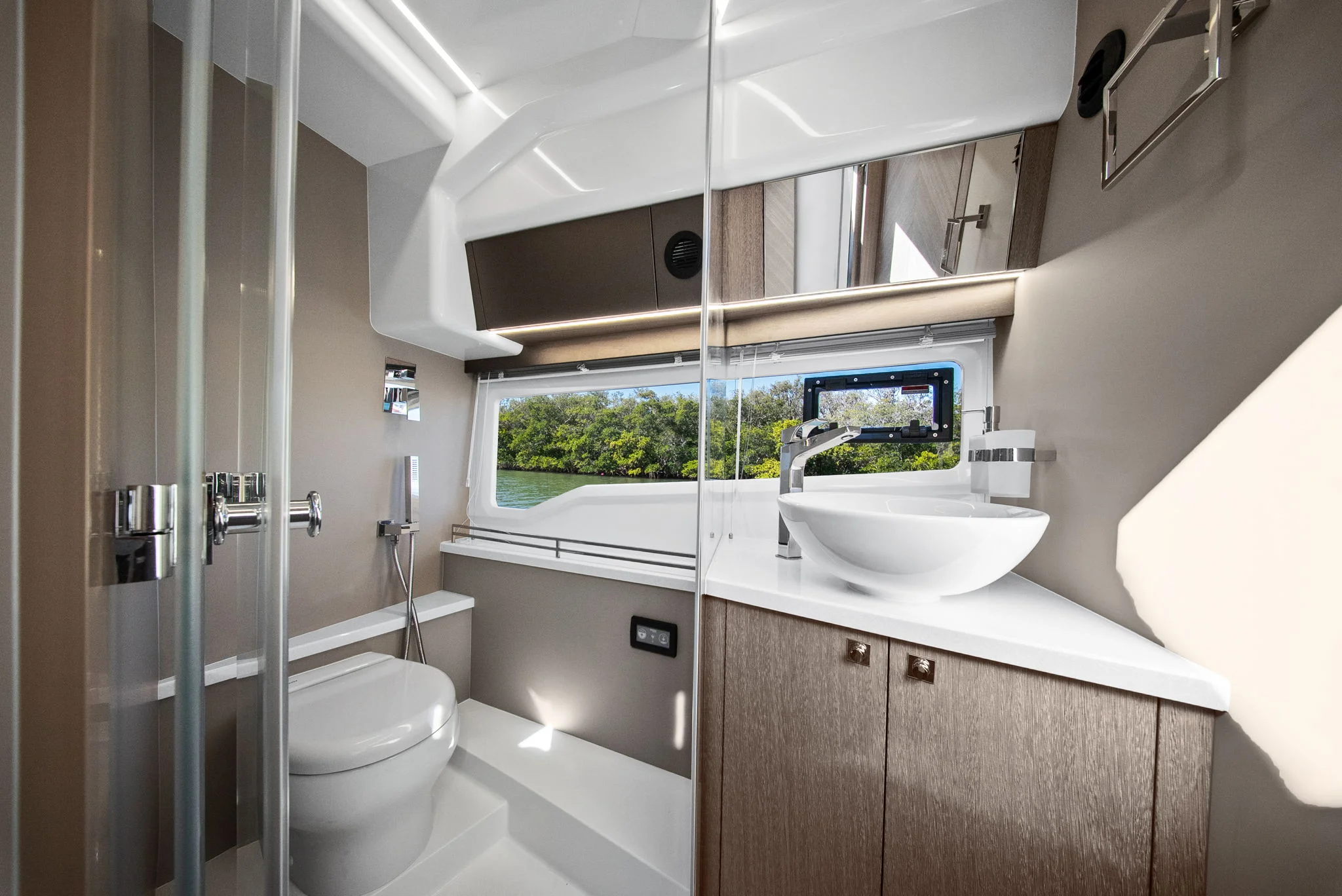 2025 Galeon 400 FLY Image Thumbnail #20