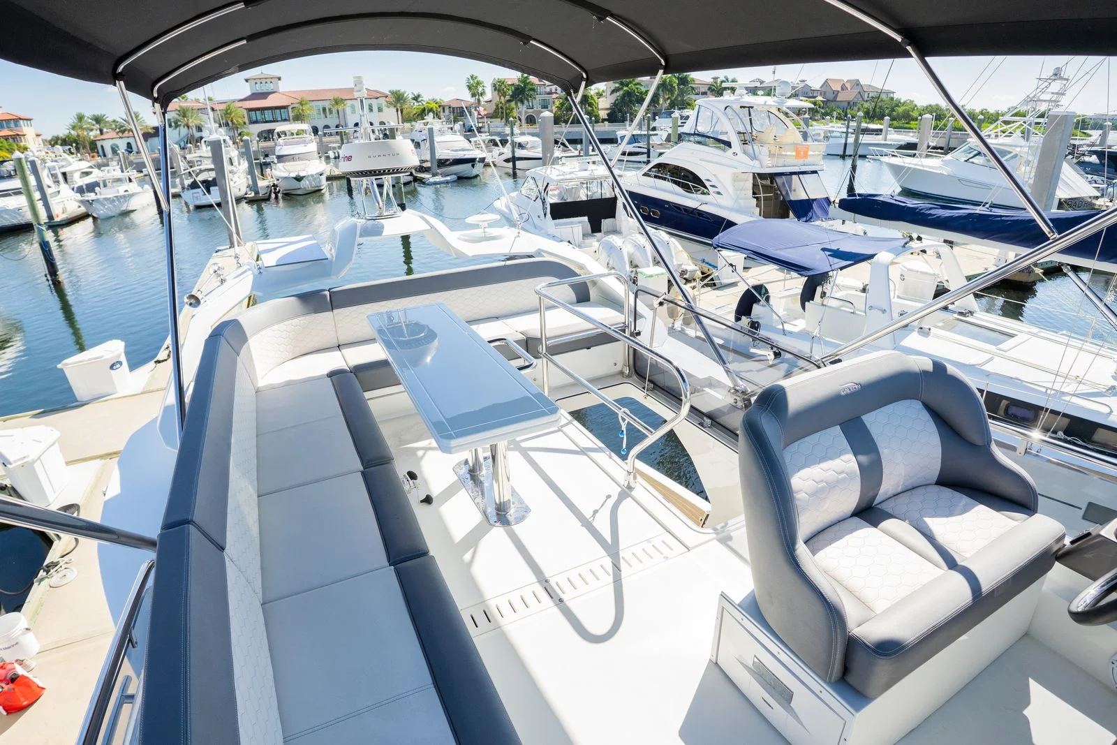 2025 Galeon 400 FLY Image Thumbnail #14