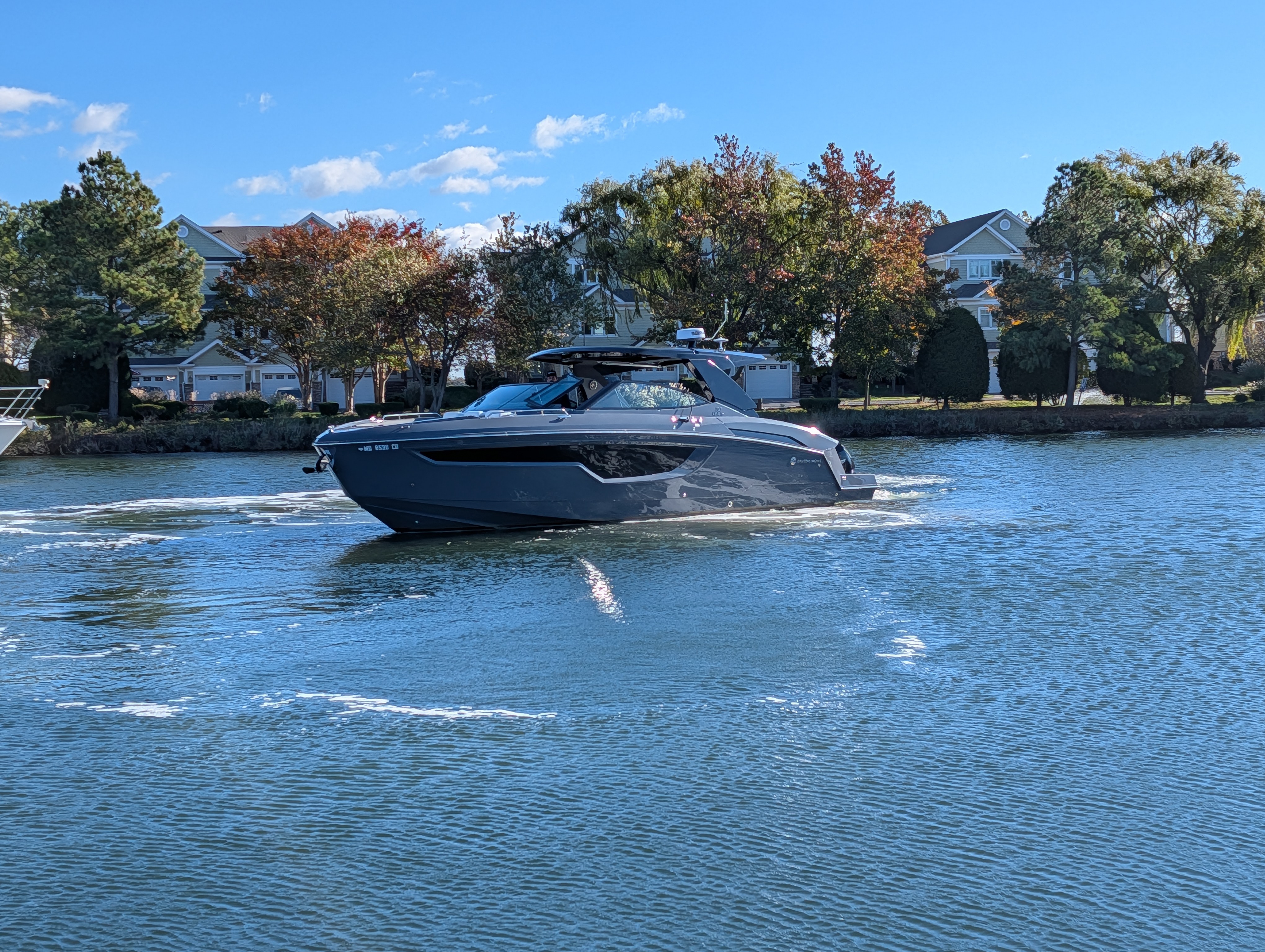 2024 Cruisers Yachts 38 GLS-OB Image Thumbnail #7