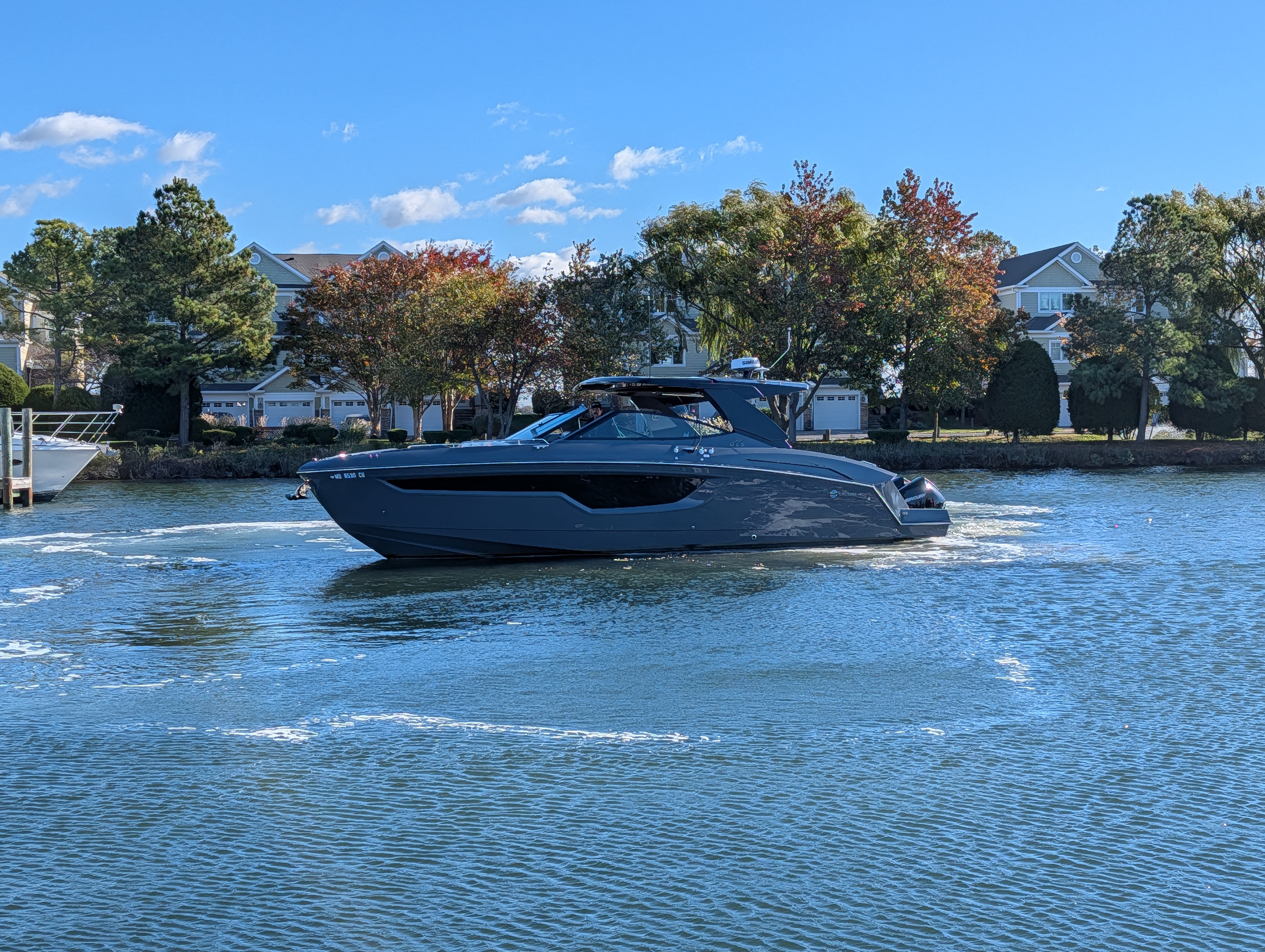 2024 Cruisers Yachts 38 GLS-OB Image Thumbnail #8