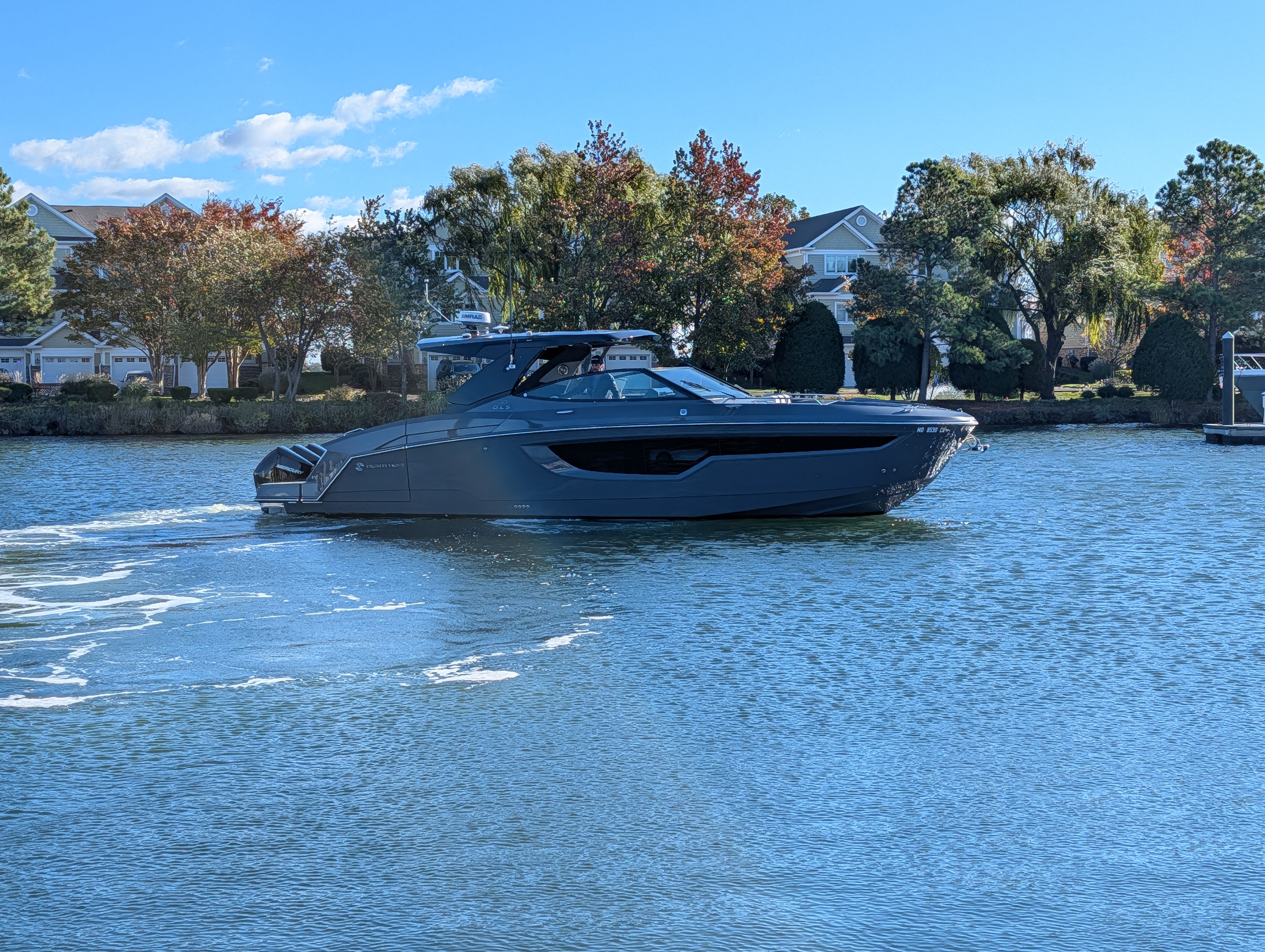 2024 Cruisers Yachts 38 GLS-OB Image Thumbnail #3