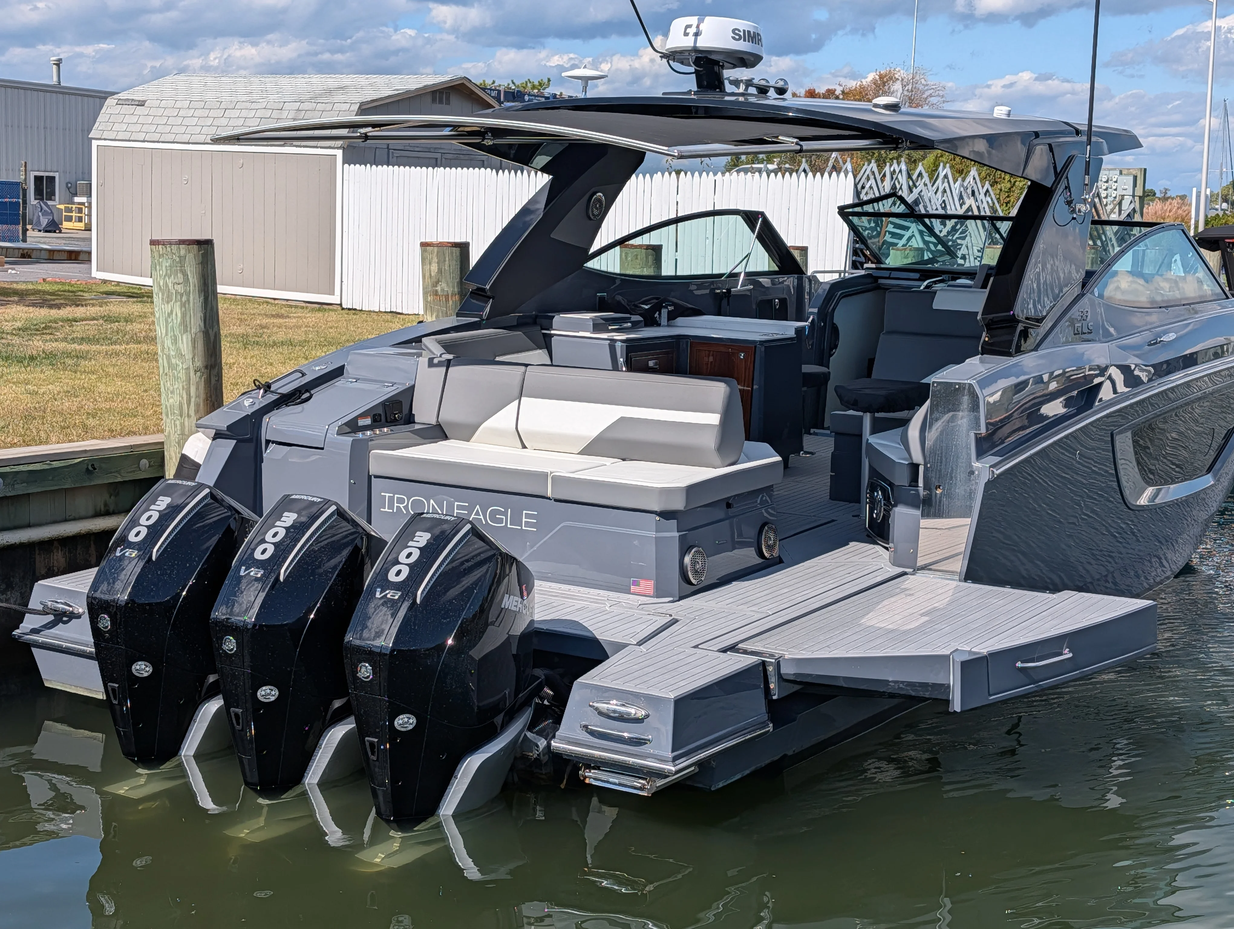 2024 Cruisers Yachts 38 GLS-OB Image Thumbnail #12