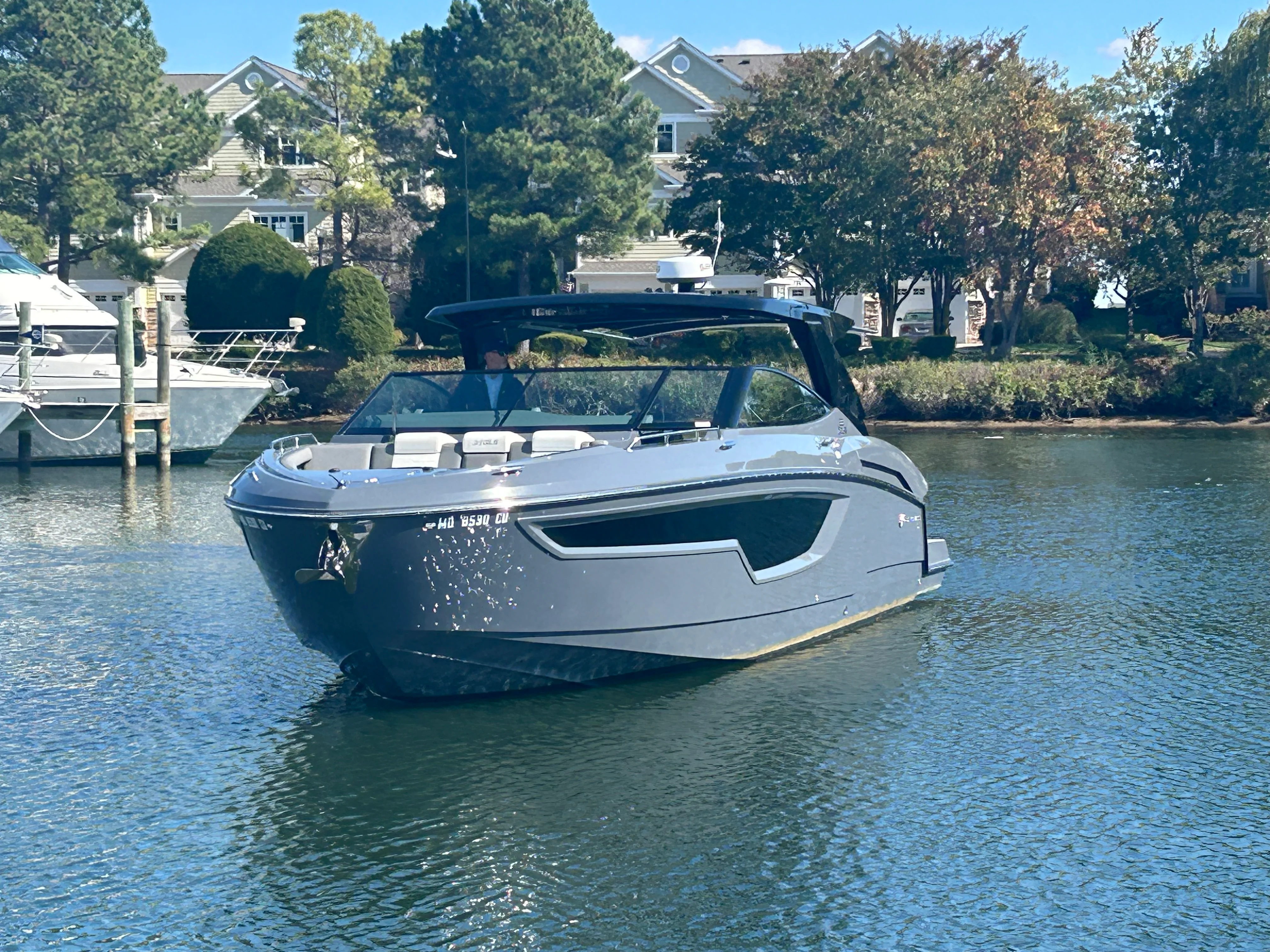 2024 Cruisers Yachts 38 GLS-OB Image Thumbnail #6