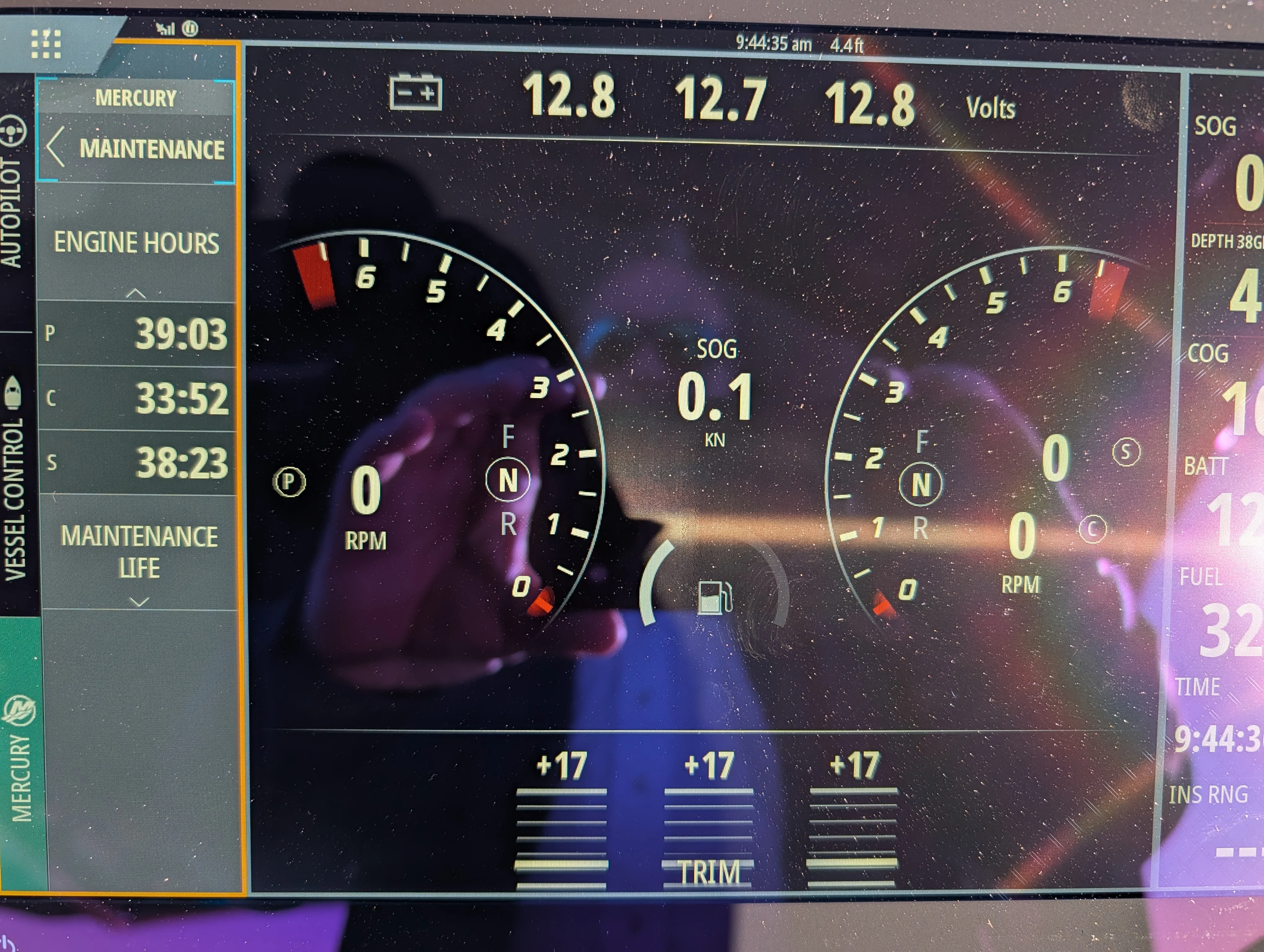 2024 Cruisers Yachts 38 GLS-OB Image Thumbnail #29