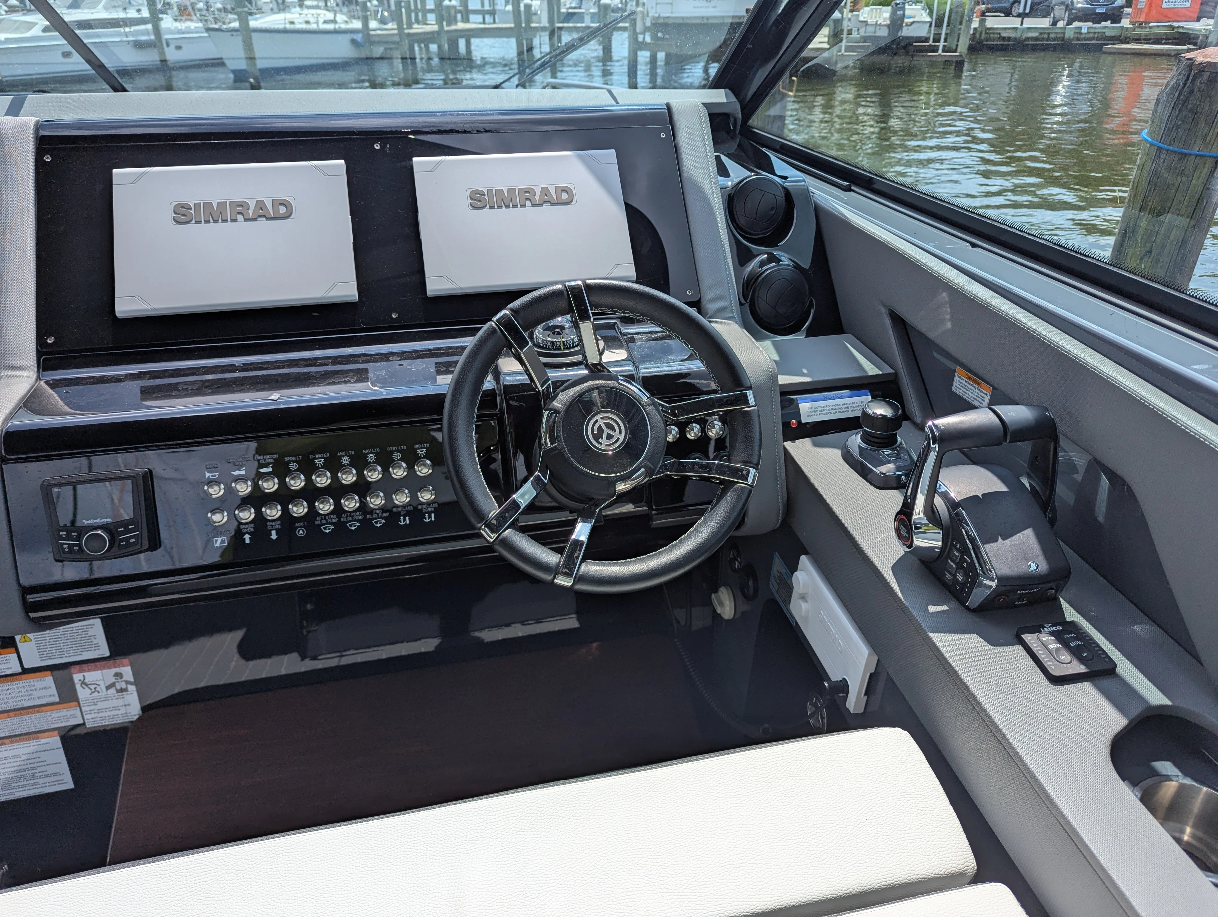 2024 Cruisers Yachts 38 GLS-OB Image Thumbnail #27