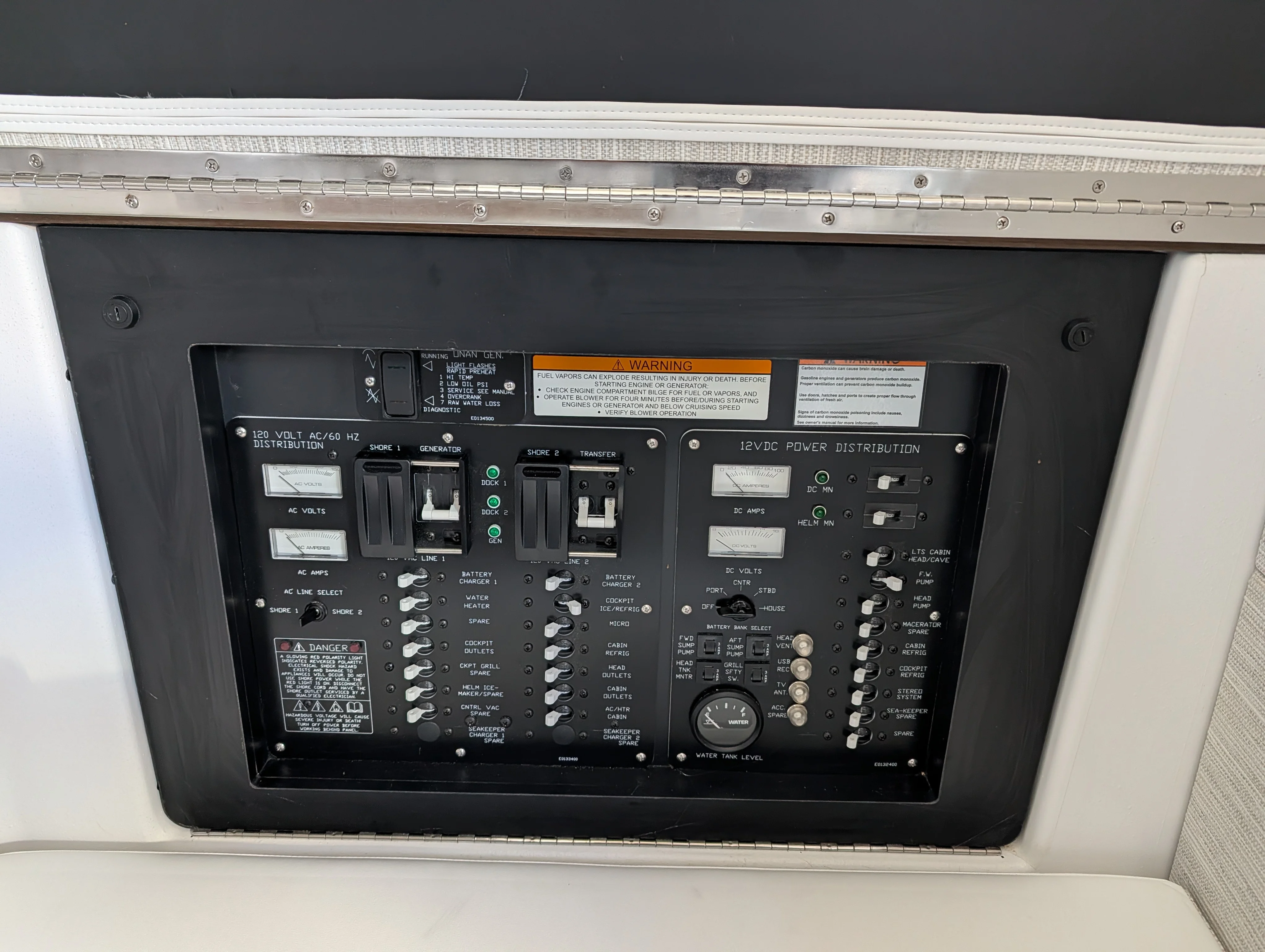 2024 Cruisers Yachts 38 GLS-OB Image Thumbnail #46