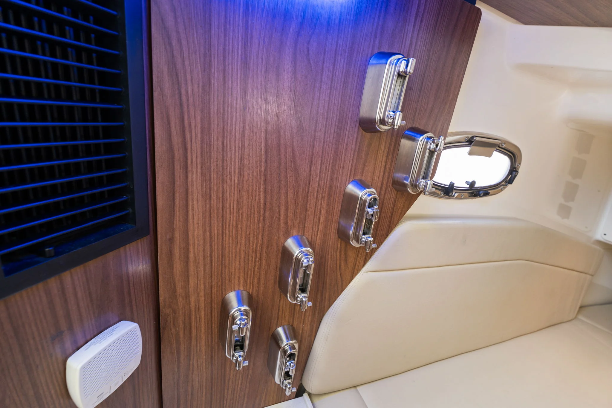 2020 Boston Whaler 380 OUTRAGE Image Thumbnail #32