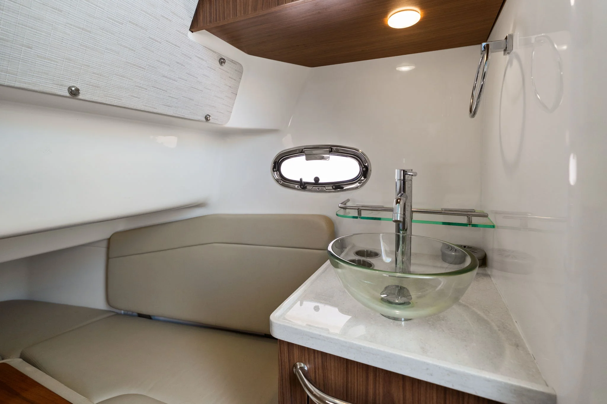 2020 Boston Whaler 380 OUTRAGE Image Thumbnail #29