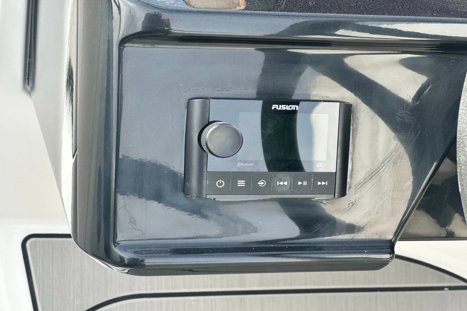 2026 Sea Ray SPX 210 Outboard Image Thumbnail #30