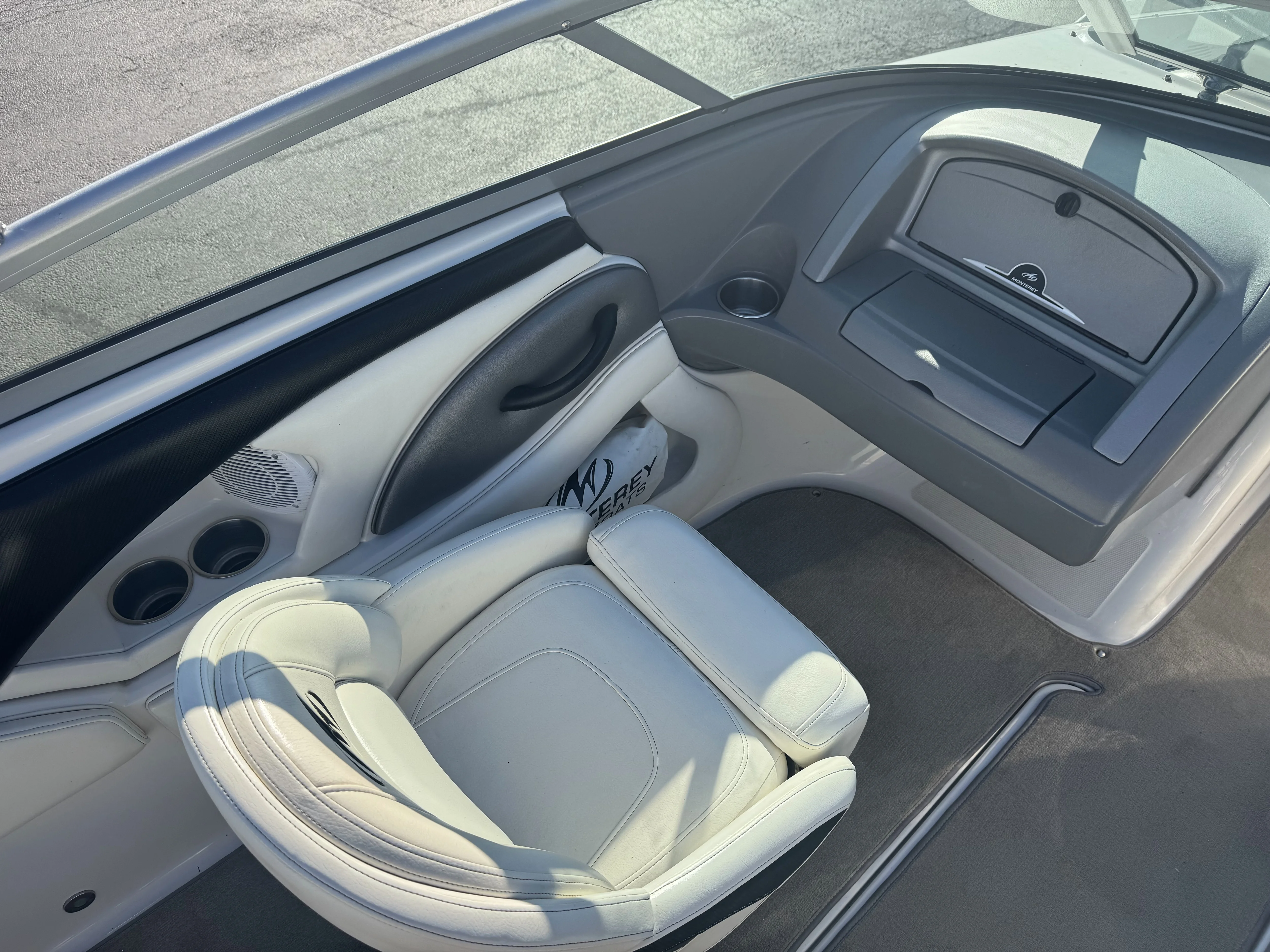 2009 Monterey 194 FS Image Thumbnail #17