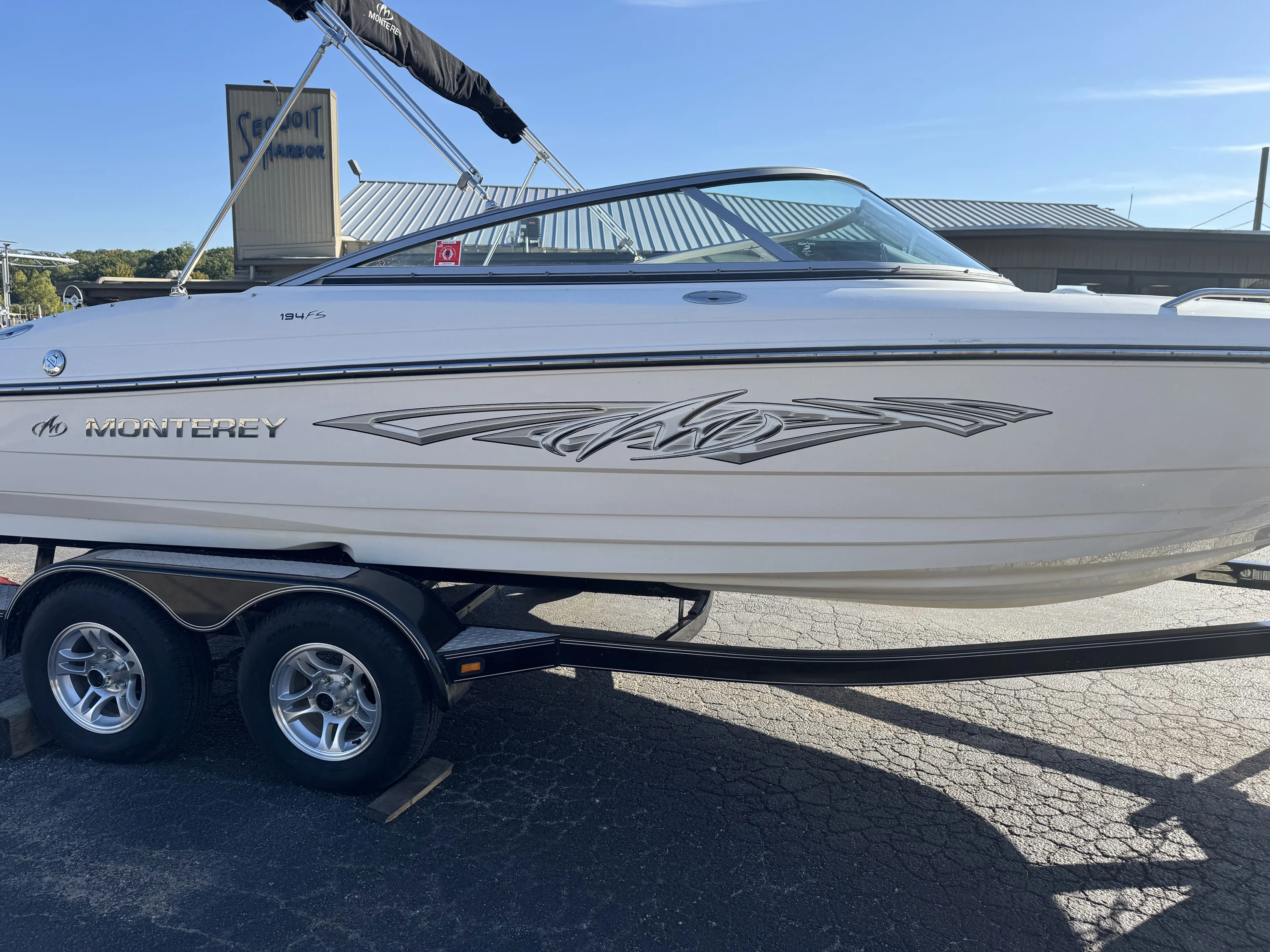 2009 Monterey 194 FS Image Thumbnail #1