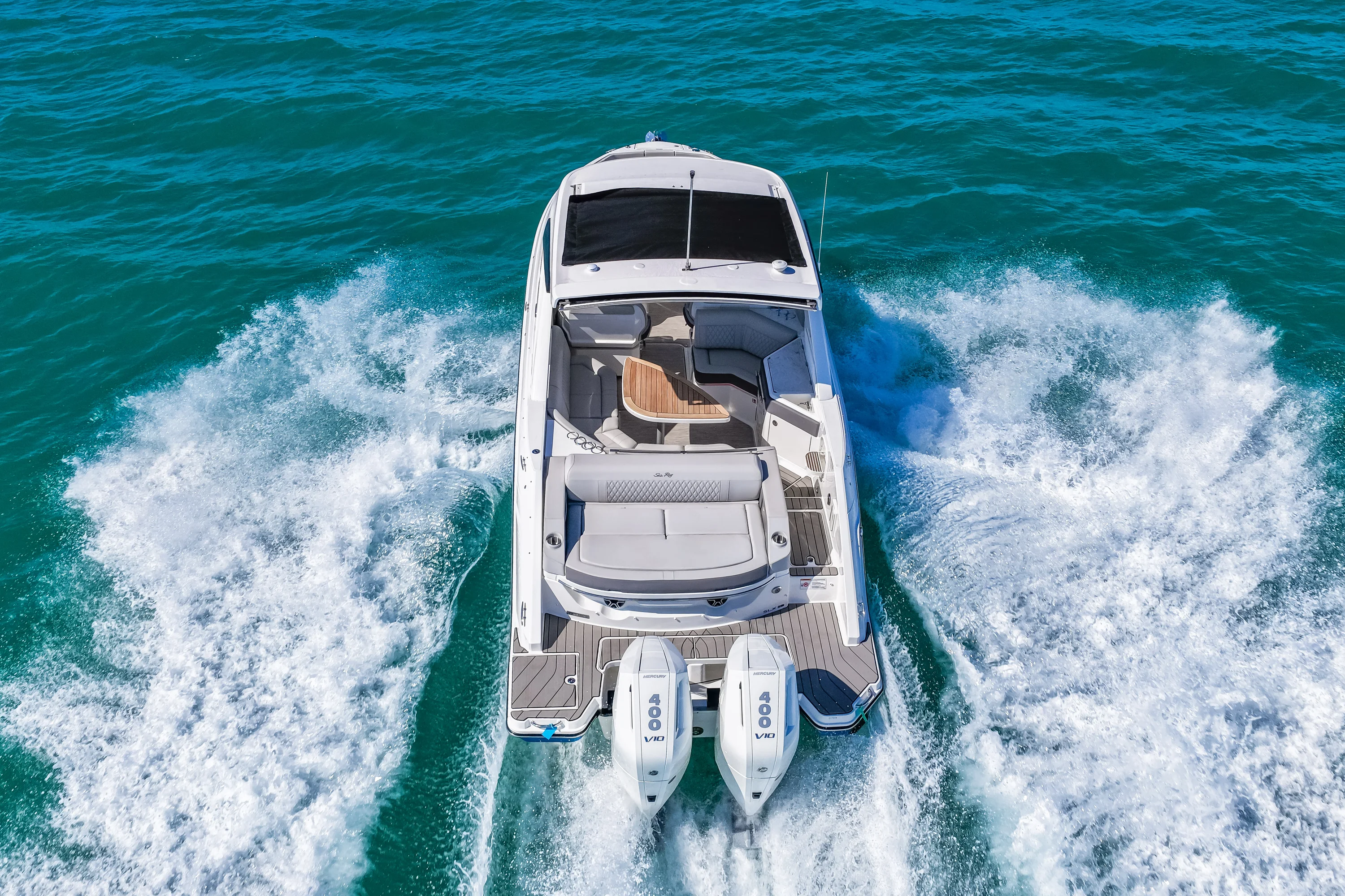 2026 Sea Ray SLX 310 Outboard Image Thumbnail #3