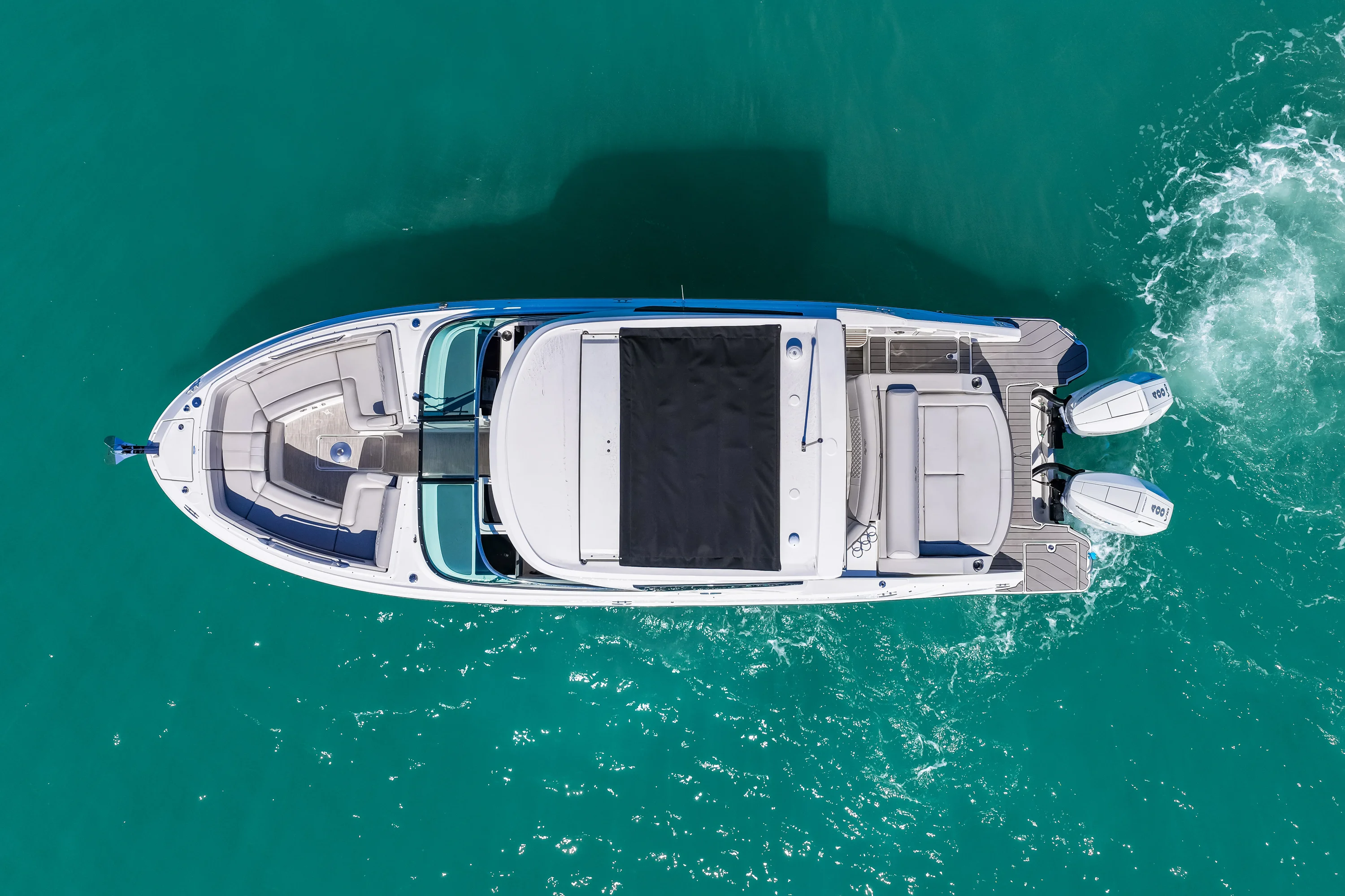 2026 Sea Ray SLX 310 Outboard Image Thumbnail #59