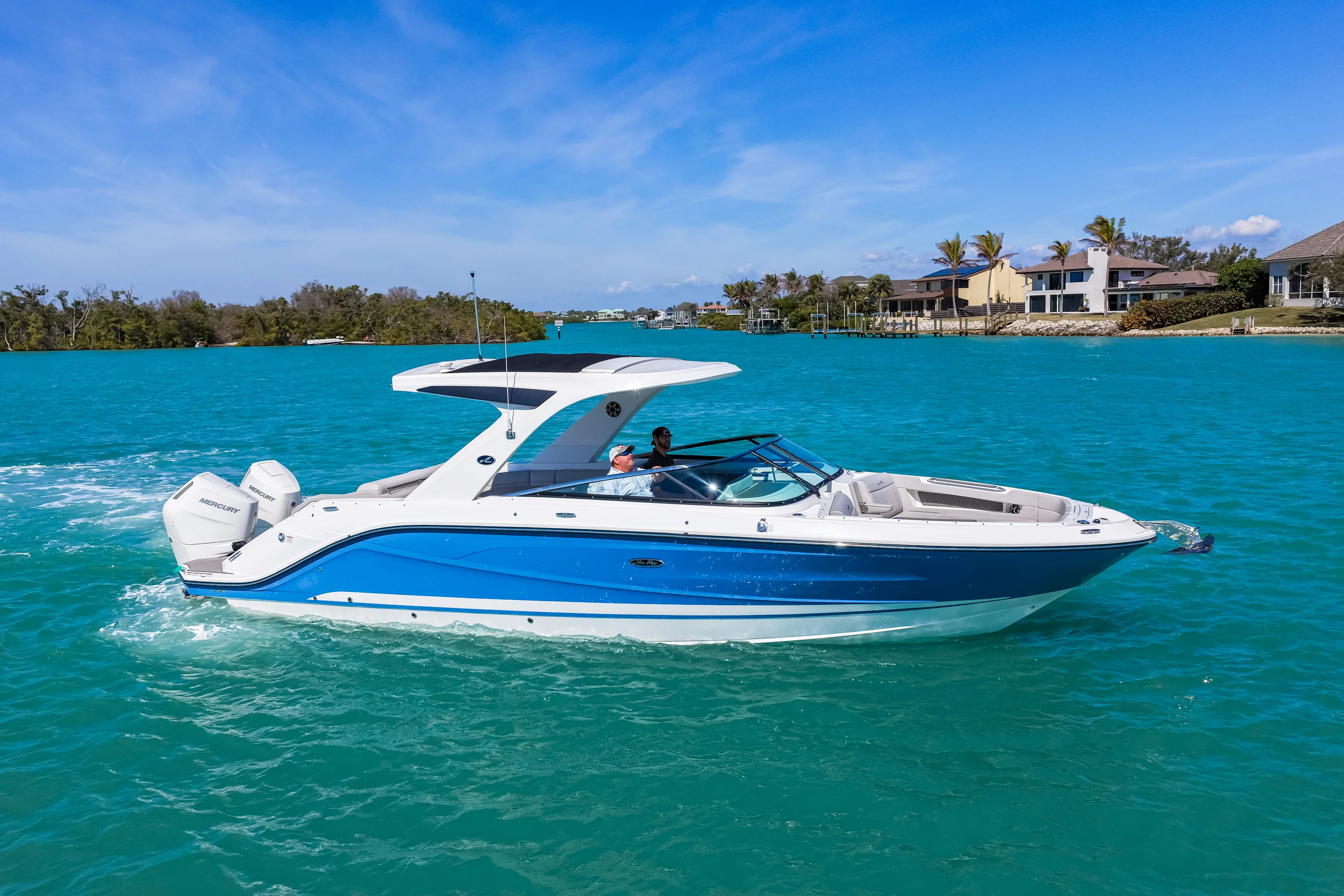 2026 Sea Ray SLX 310 Outboard Image Thumbnail #38