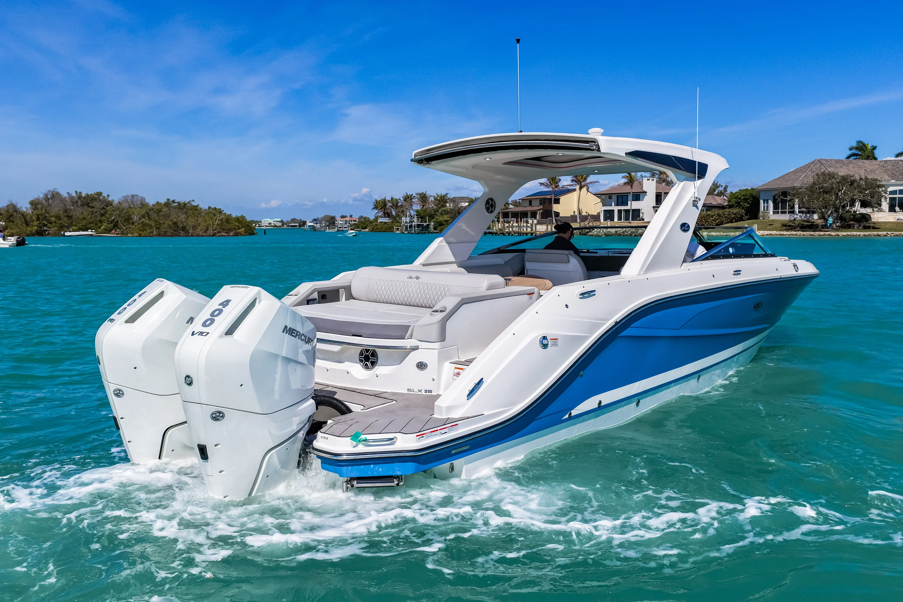 2026 Sea Ray SLX 310 Outboard Image Thumbnail #62