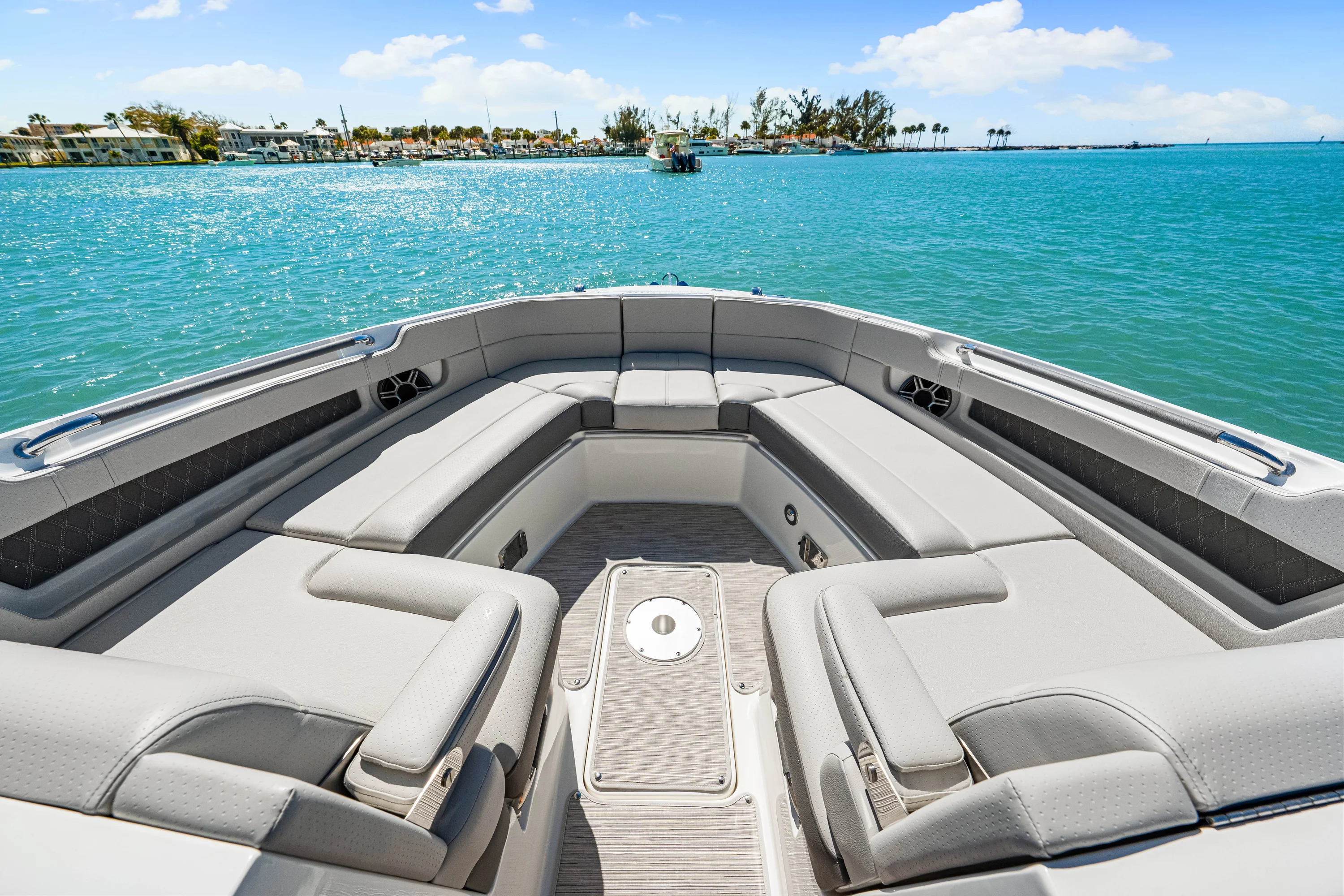 2026 Sea Ray SLX 310 Outboard Image Thumbnail #65