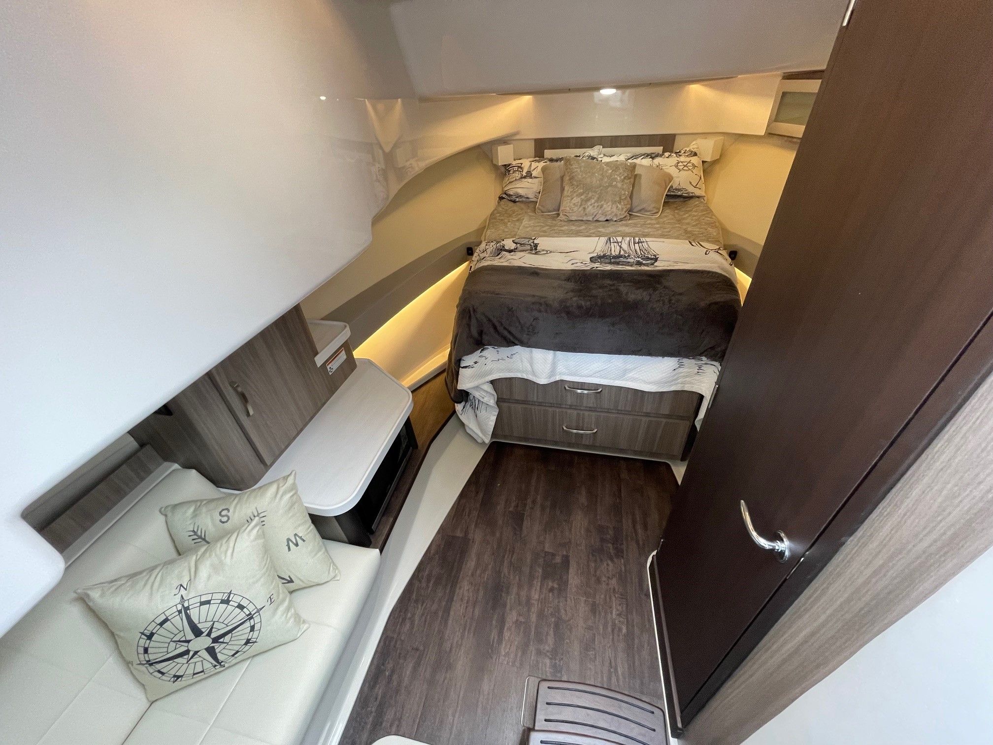 2022 Regal 36 GRANDE COUPE Image Thumbnail #22